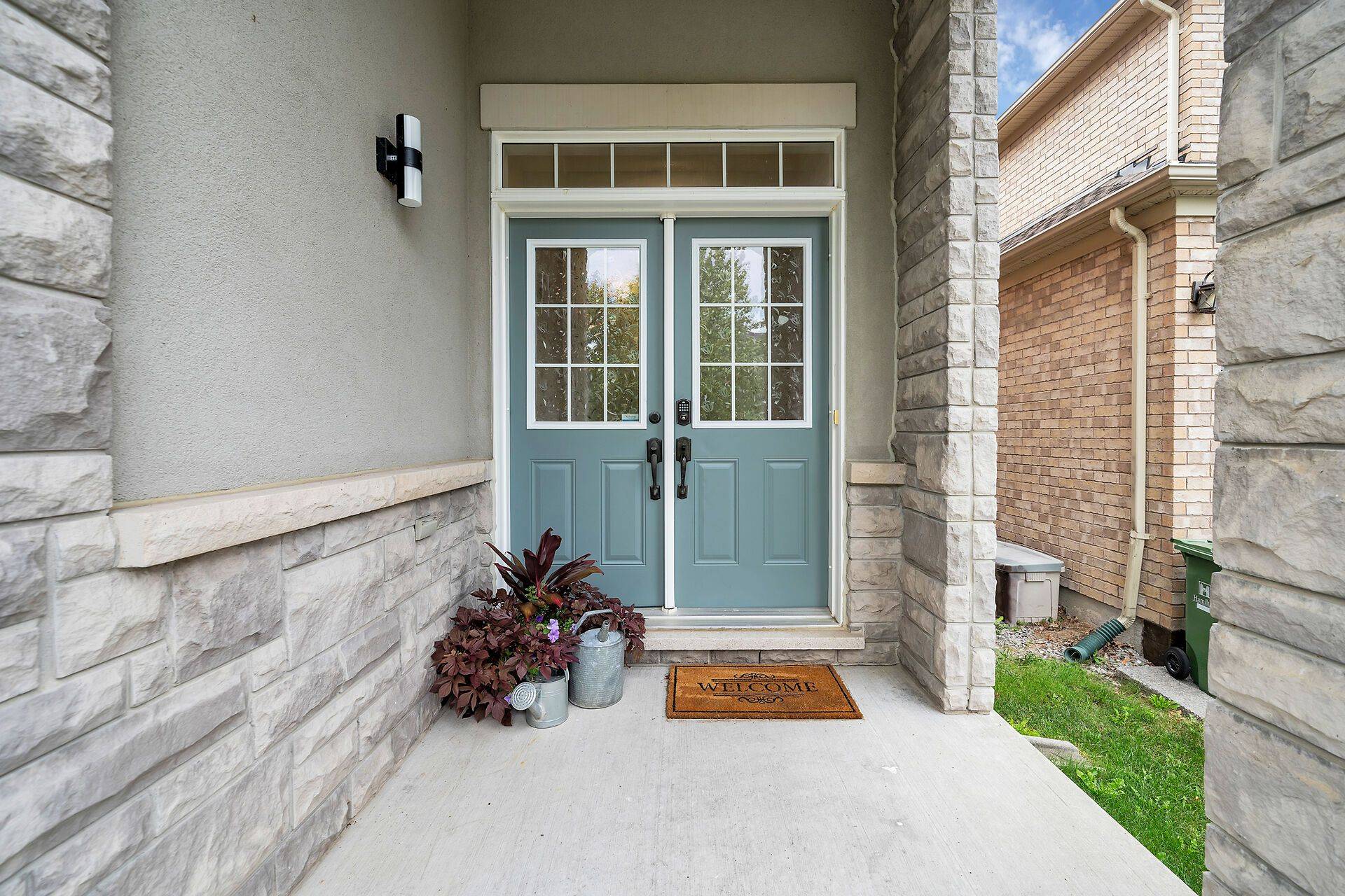 Hamilton, ON L8E 0E1,48 Montreal CIR