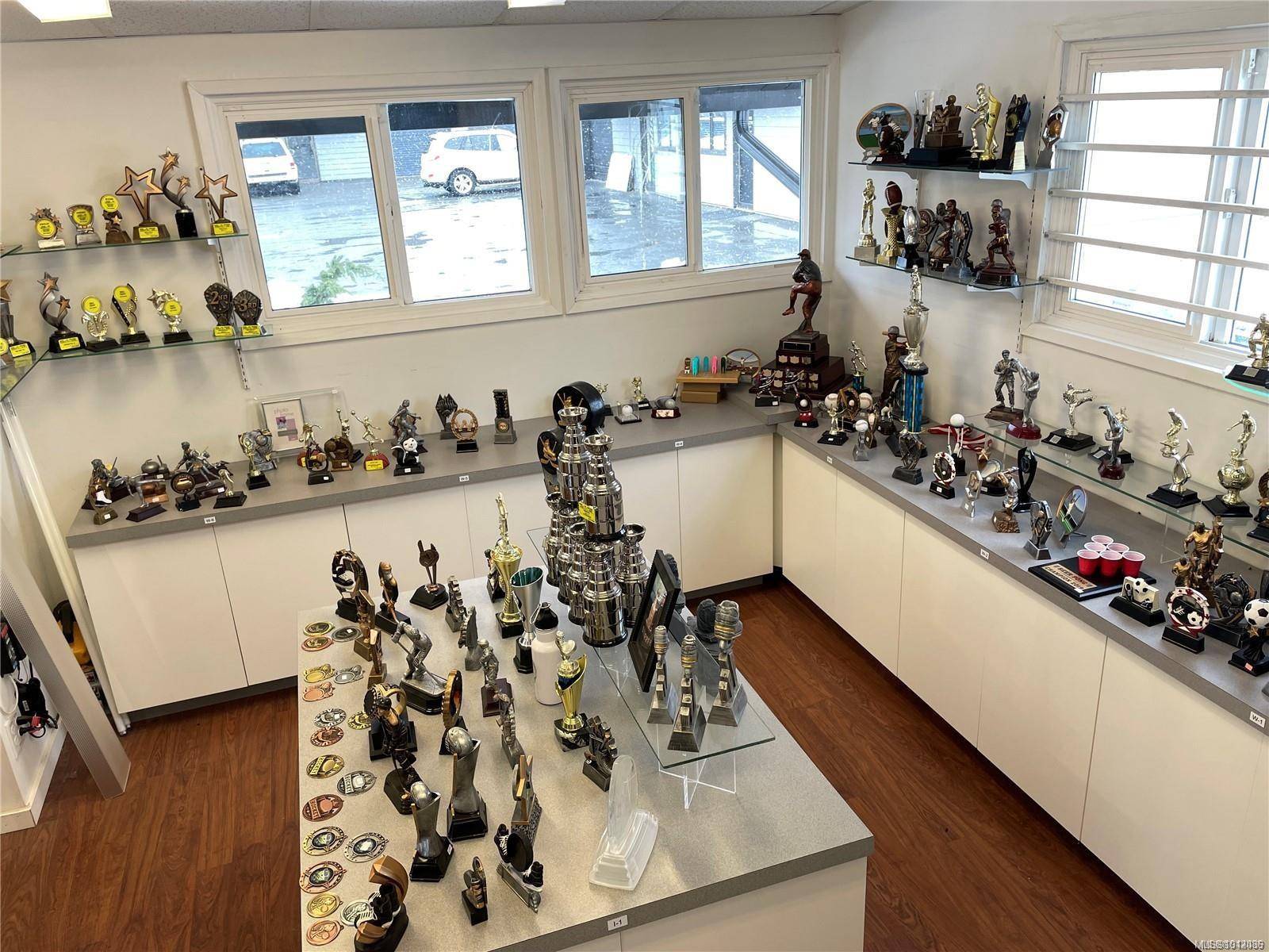 Nanaimo, BC V9S 3B5,1934 NORTHFIELD Rd