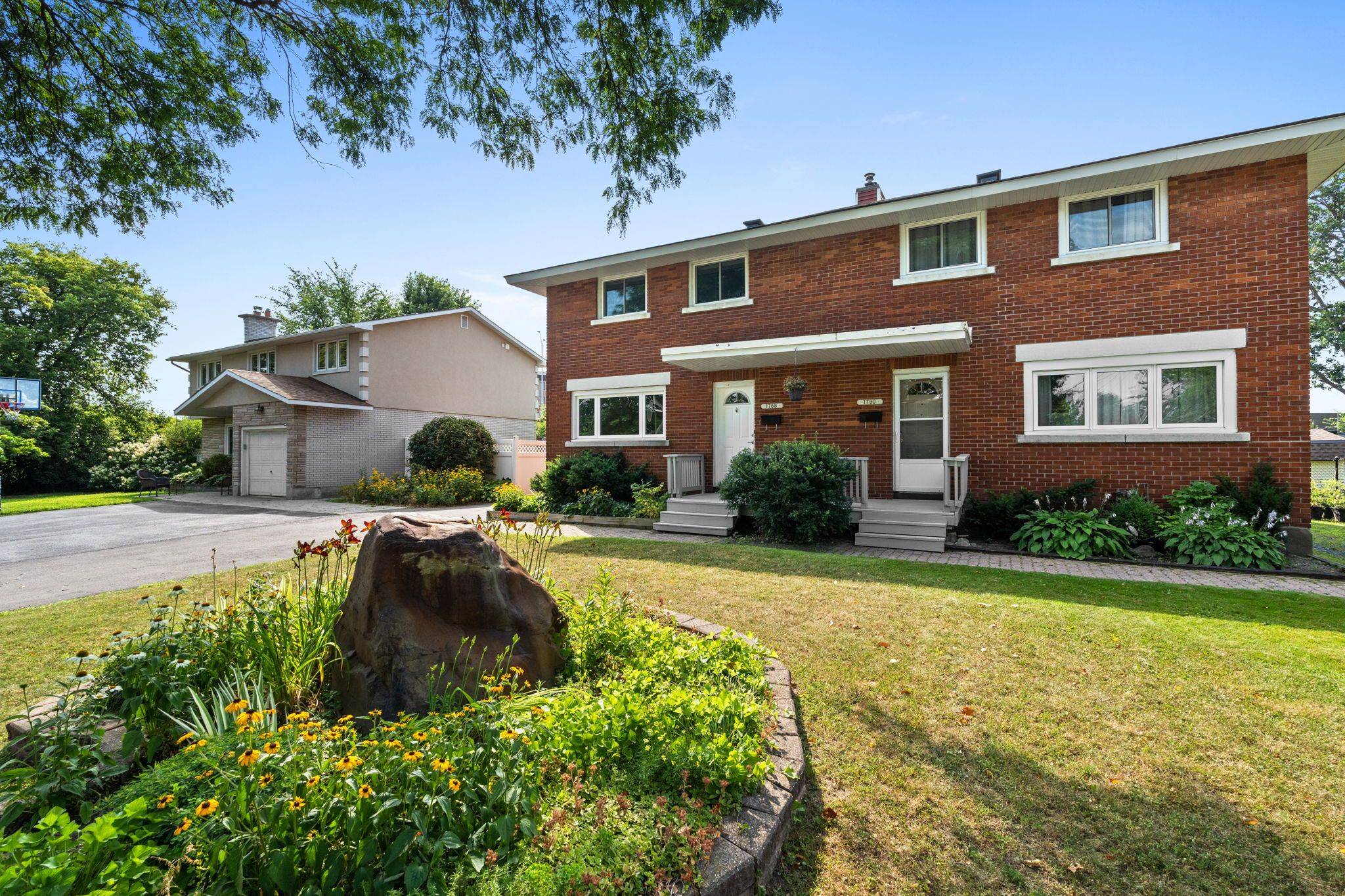 Mckellar Heights - Glabar Park And Area, ON K2A 1M1,1788 ERNEST AVE