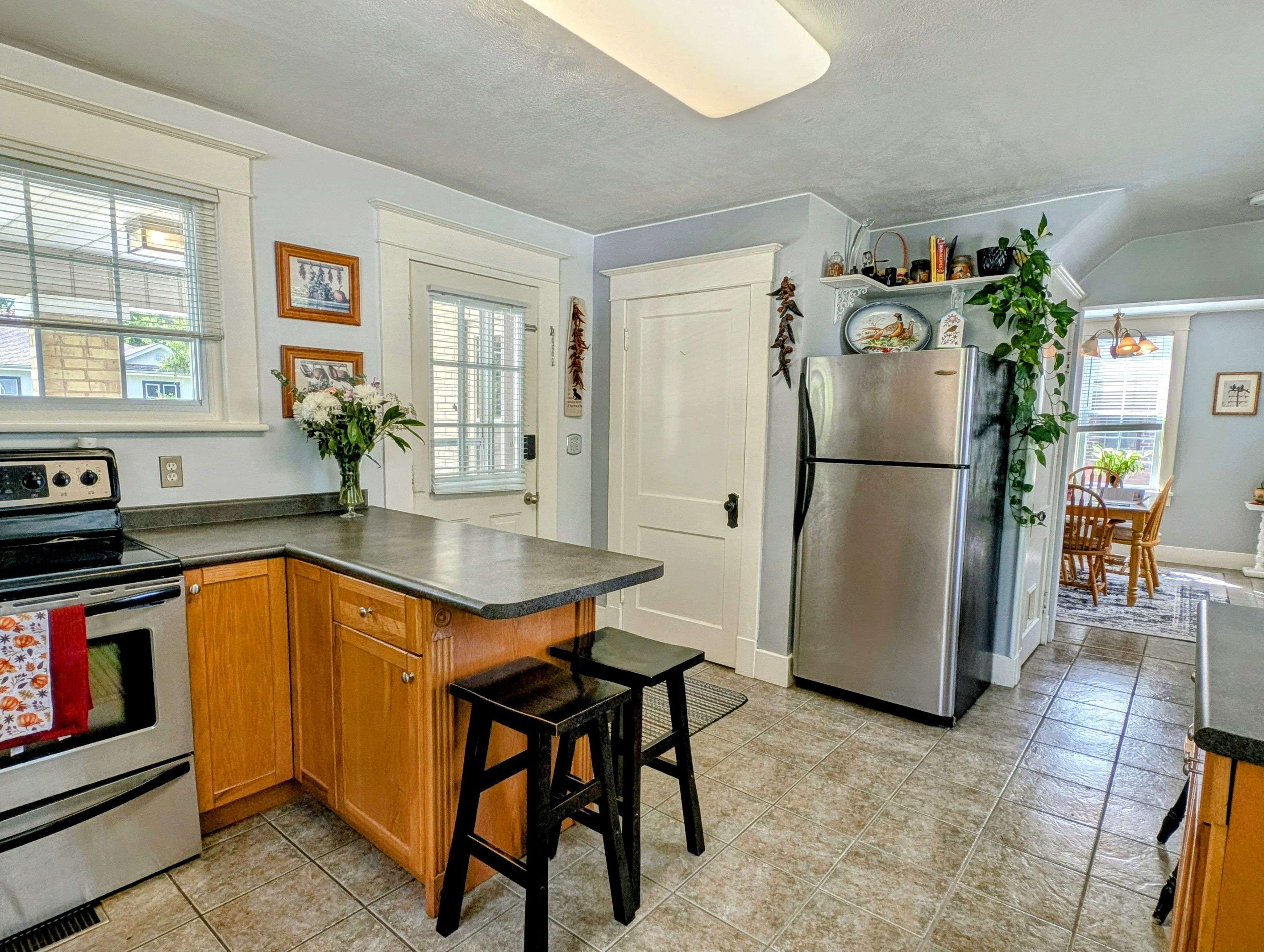 4 Archy ST, Brockton, ON N0G 2V0