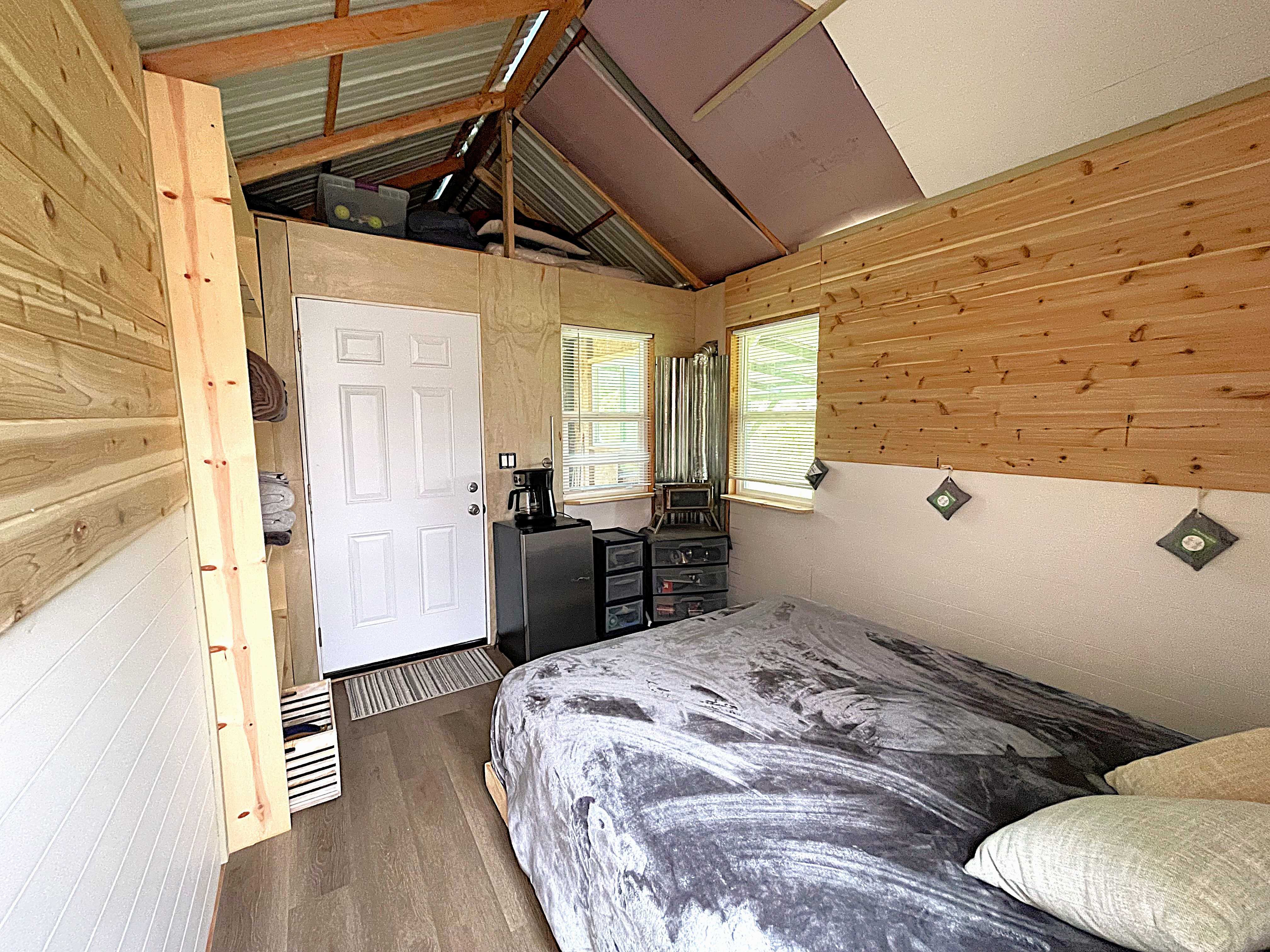 Volcano, HI 96785,PA ALII ST #Lot: 1716