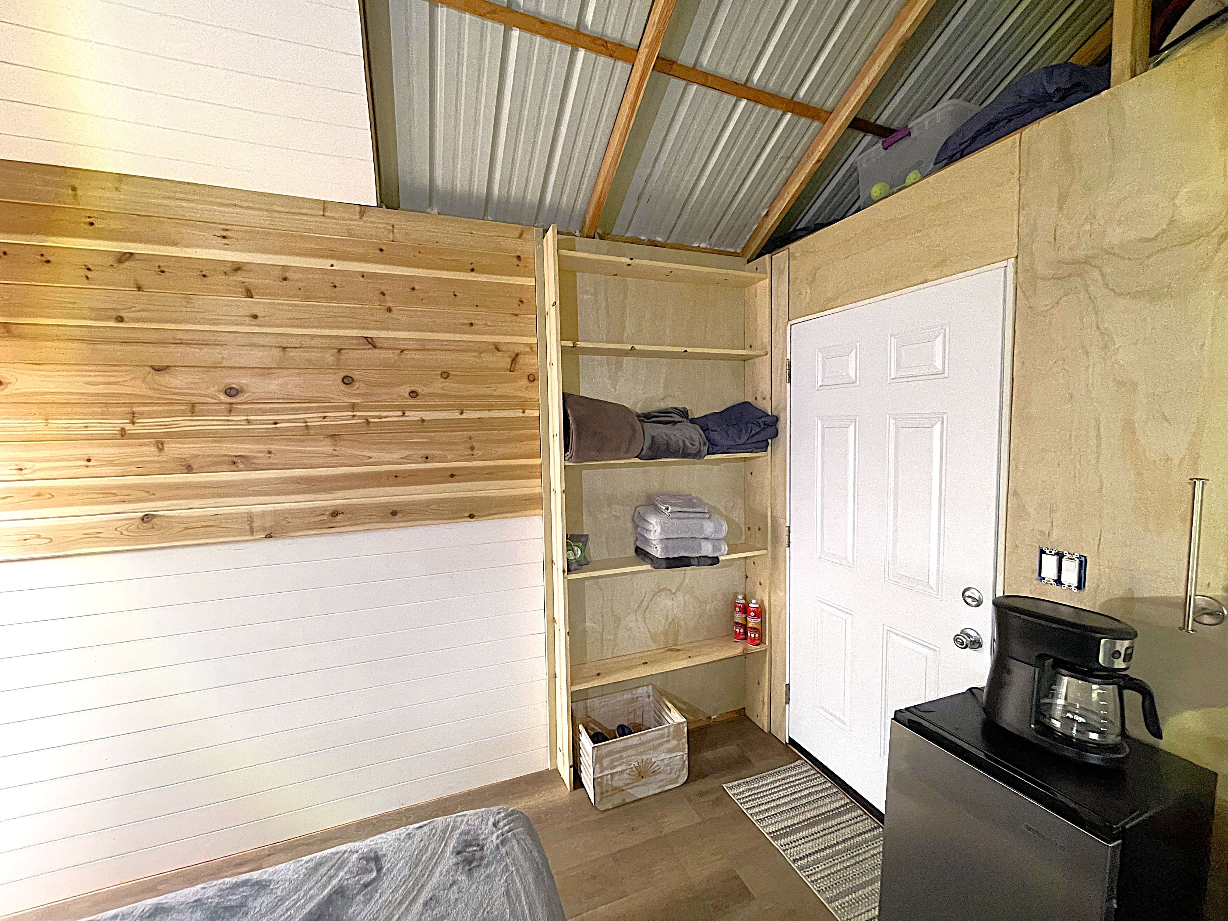 Volcano, HI 96785,PA ALII ST #Lot: 1716