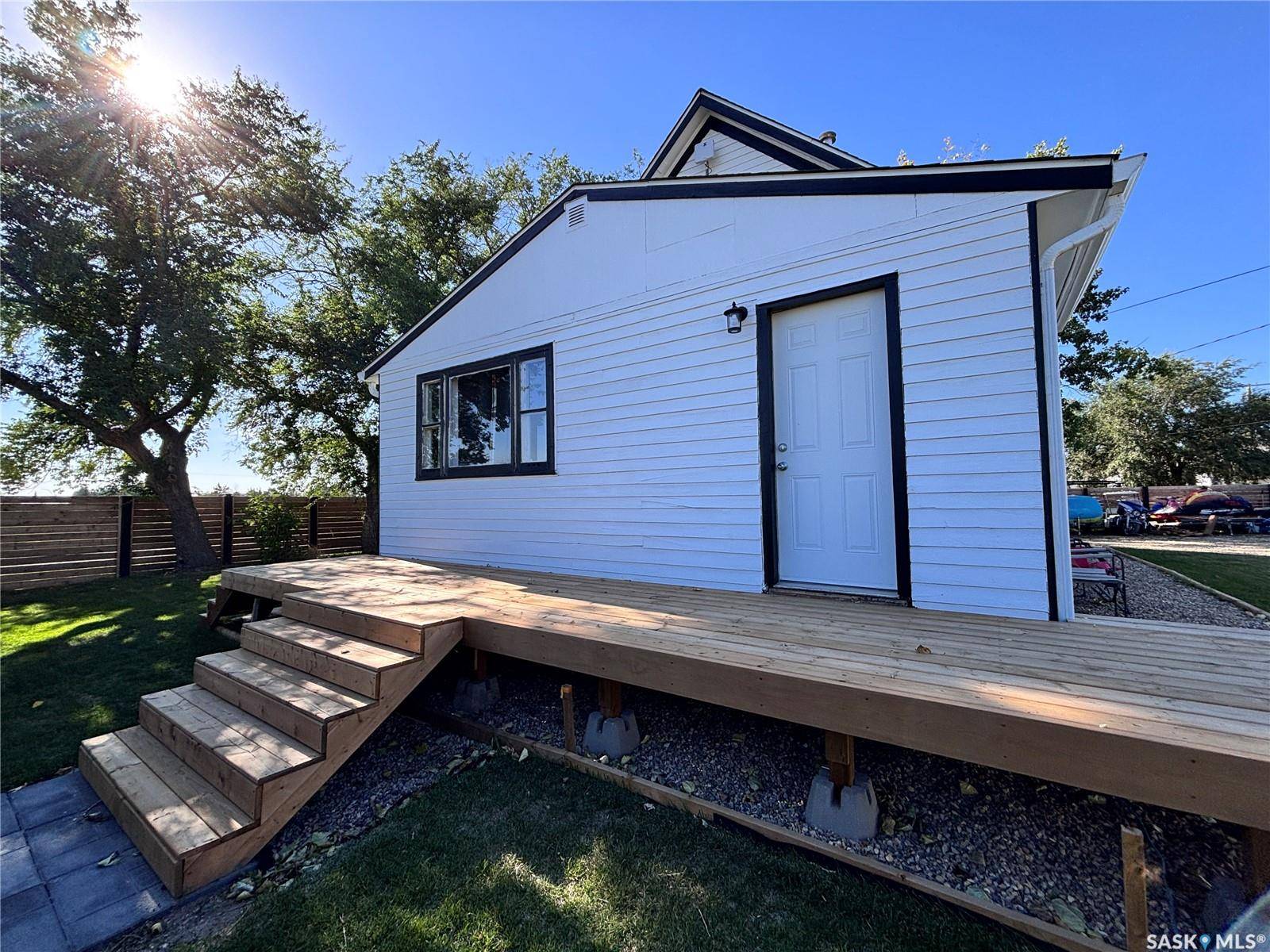 Elbow, SK S0H 1J0,780 Railway AVENUE