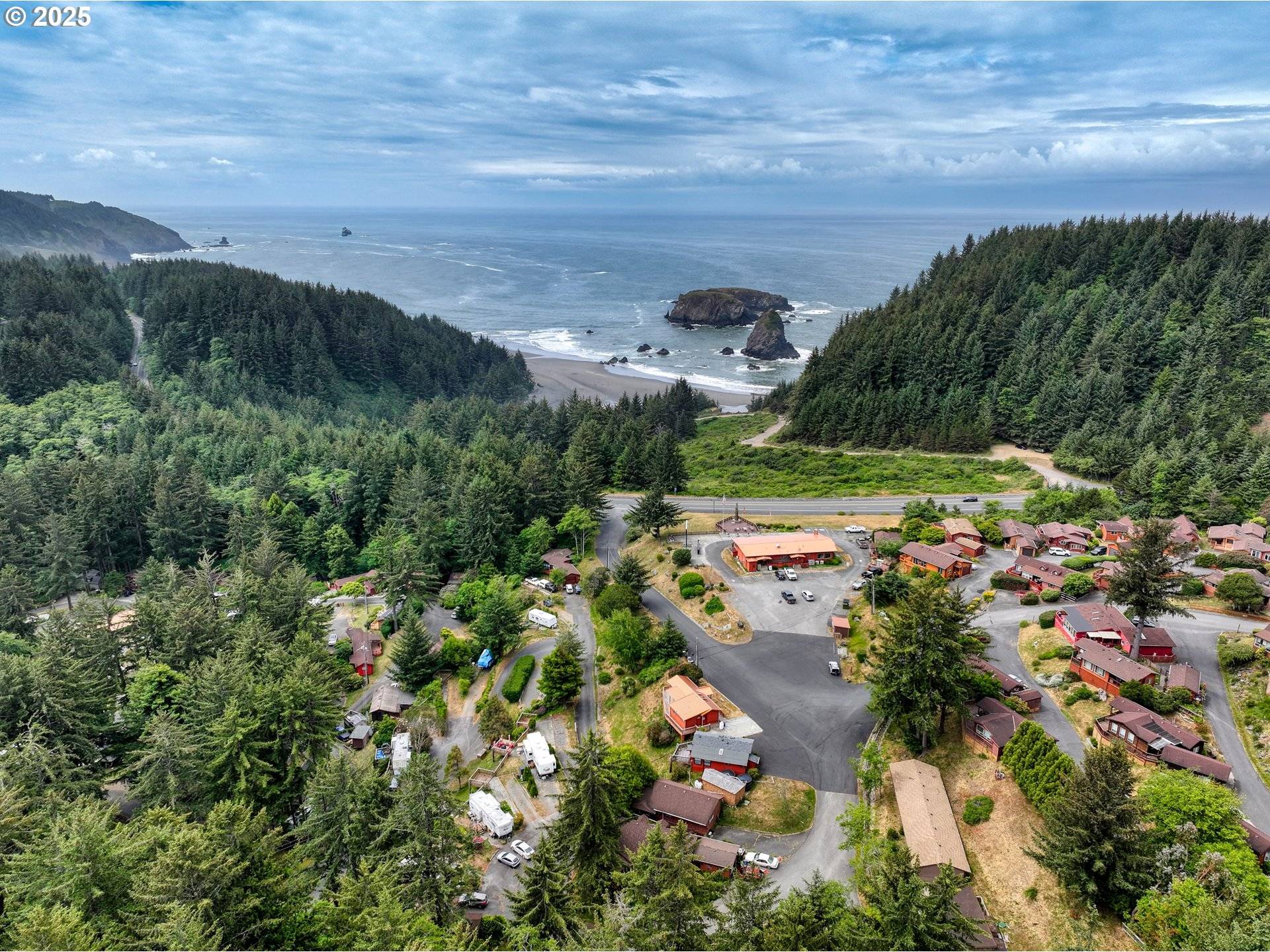 Brookings, OR 97415,19921 WHALESHEAD RD #M2