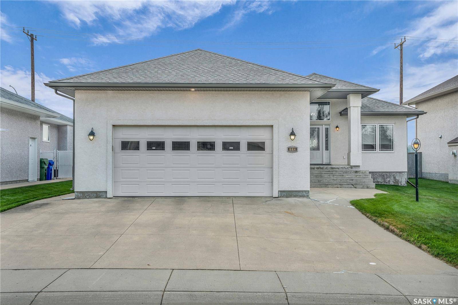 Prince Albert, SK S6V 8E4,635 Jaspar PLACE