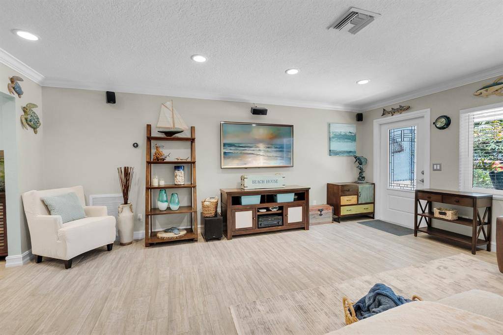 Boca Raton, FL 33487,548 NW 55th St