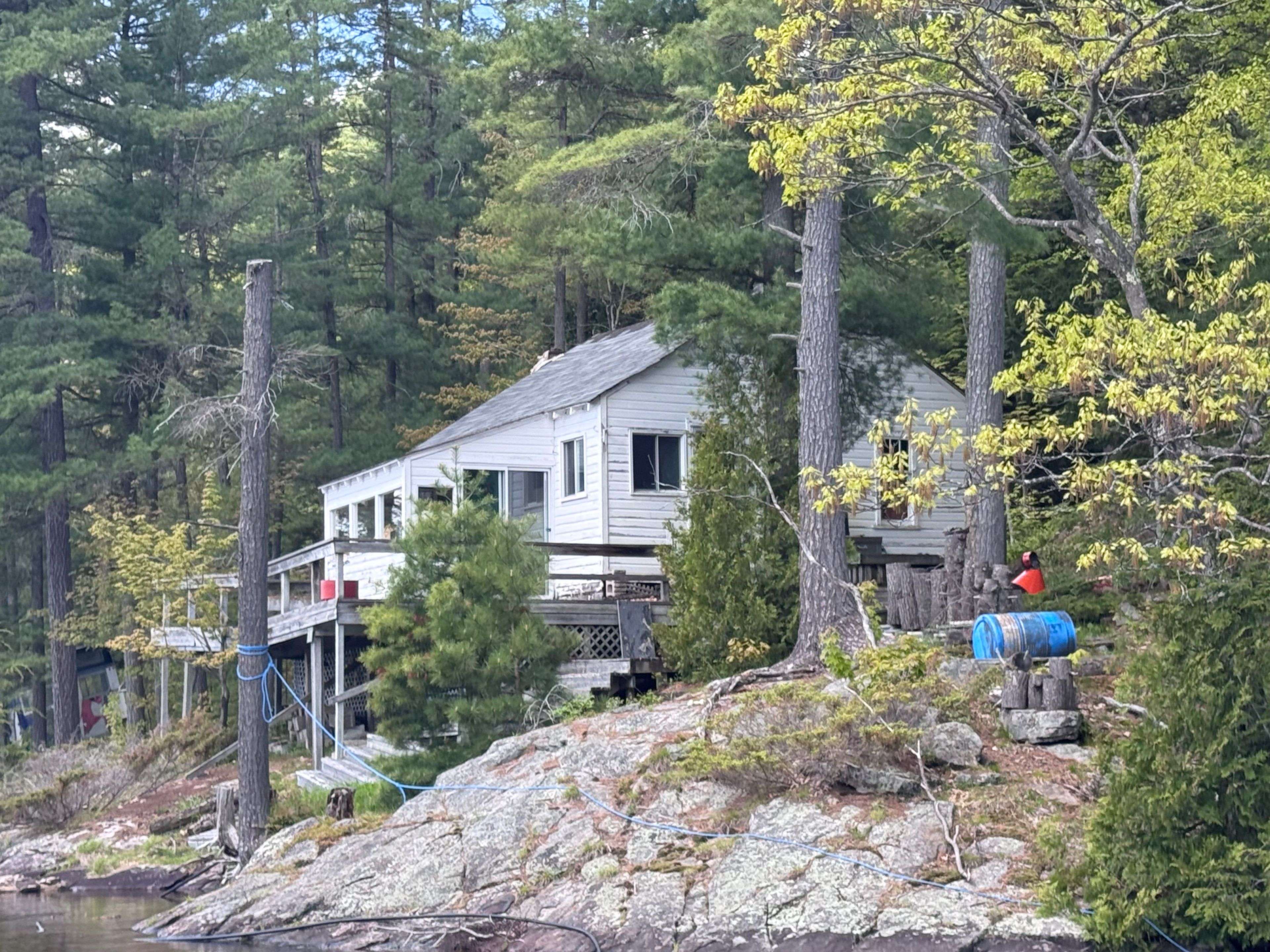 Algonquin Highlands, ON K0M 1S0,52935 Big Hawk North Shore N/A