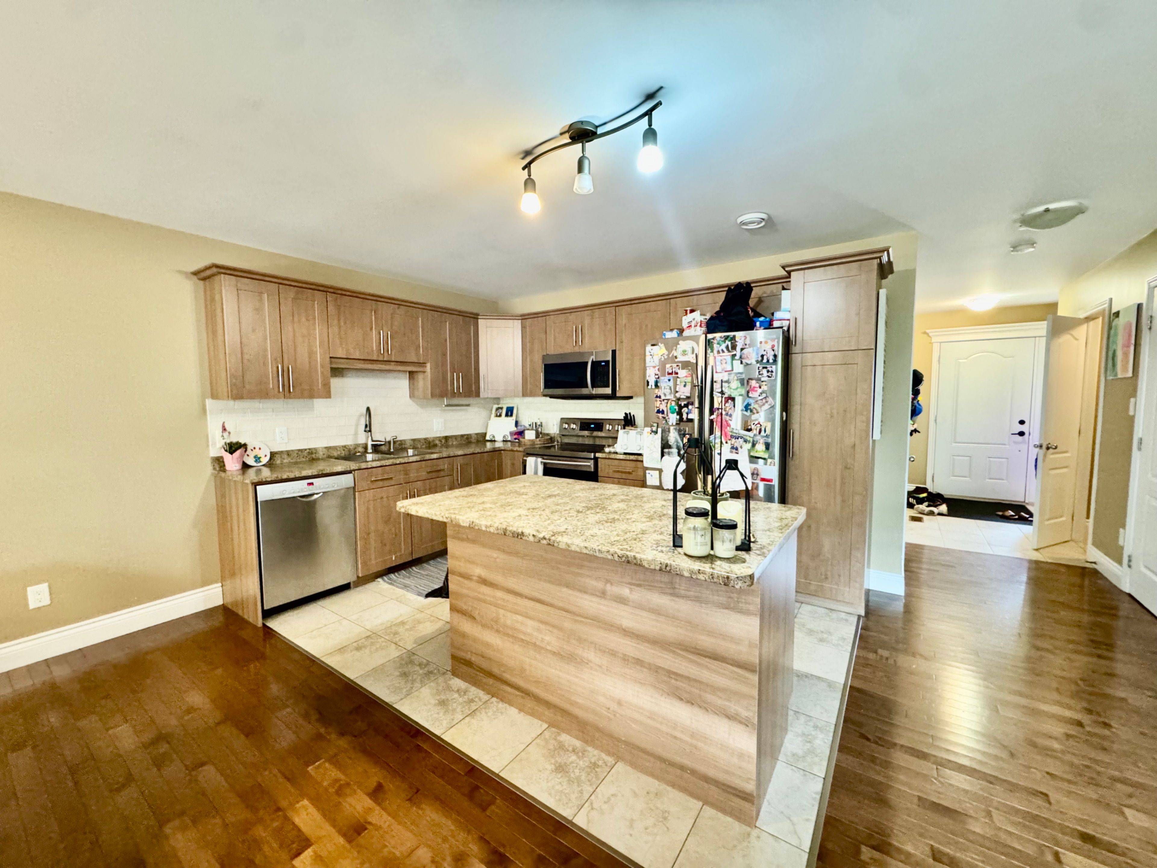 Petawawa, ON K8H 0C1,25 Winston AVE