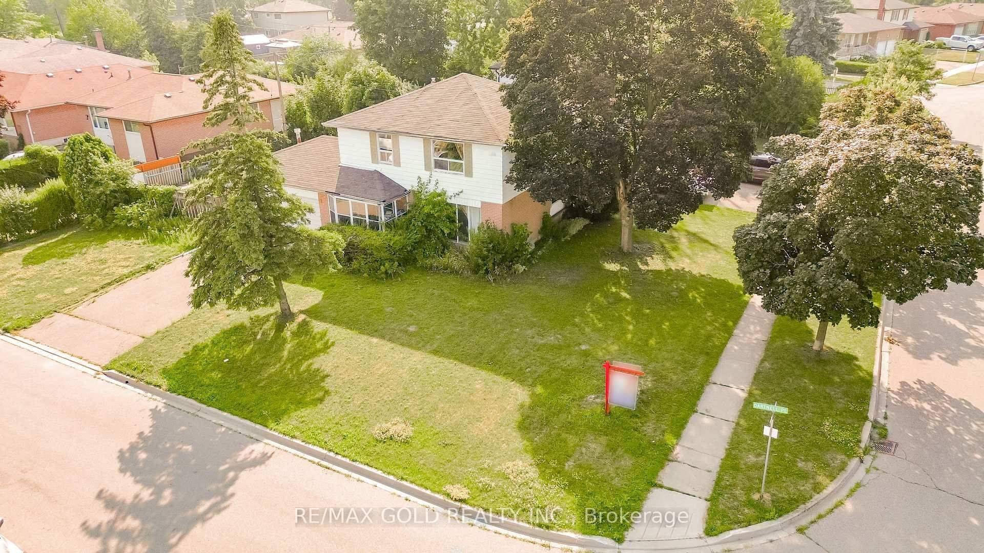 Brampton, ON L6T 1P3,1 Dartnell PL