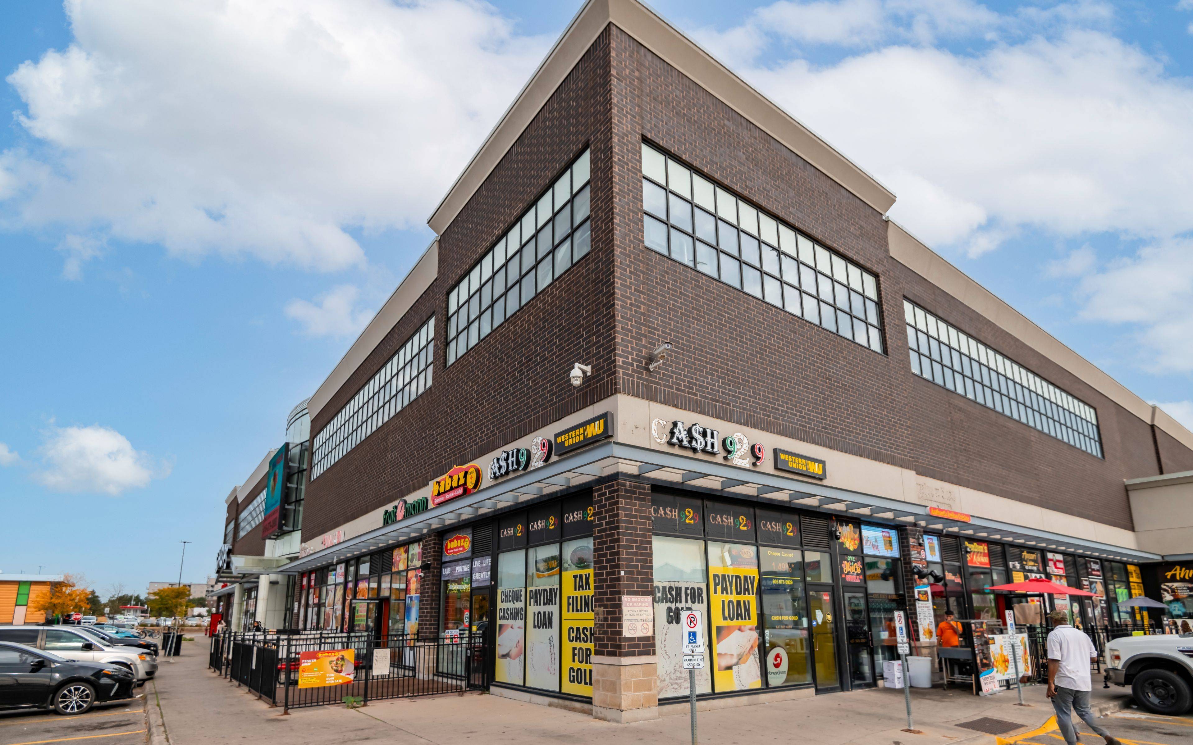 Mississauga, ON L4T 0B4,7215 Goreway DR #2B01