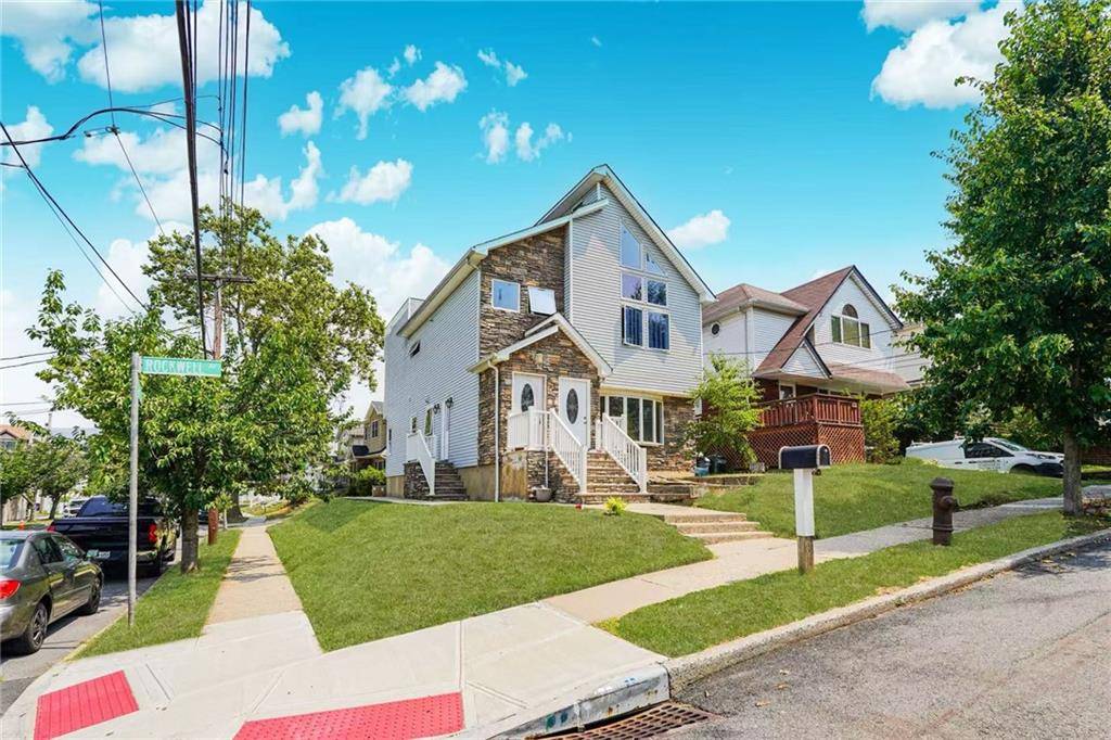 Staten  Island, NY 10305,47 Rockwell AVE
