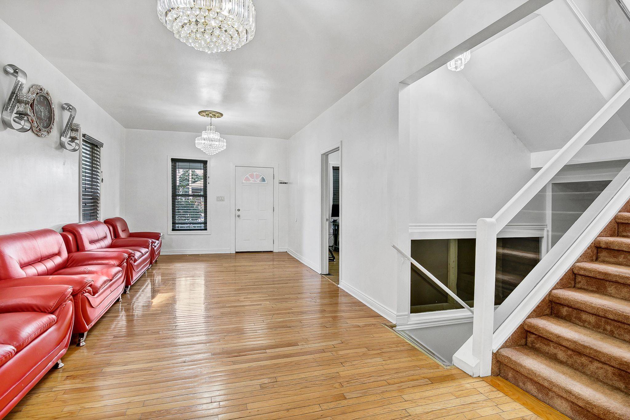 Windsor, ON N8X 3R9,1725 Highland AVE