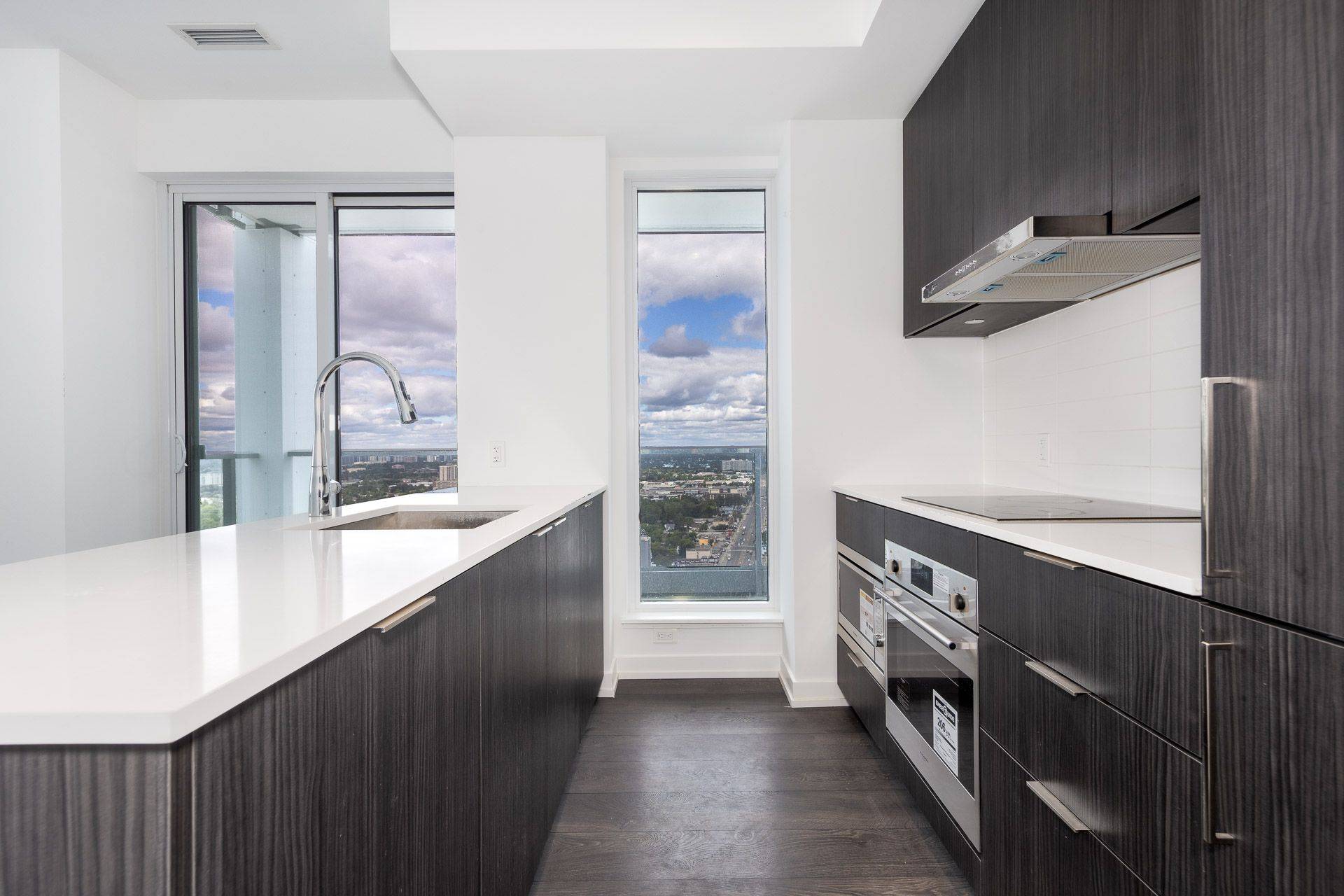 Toronto C14, ON M2N 0B9,8 Olympic Garden DR #S3308