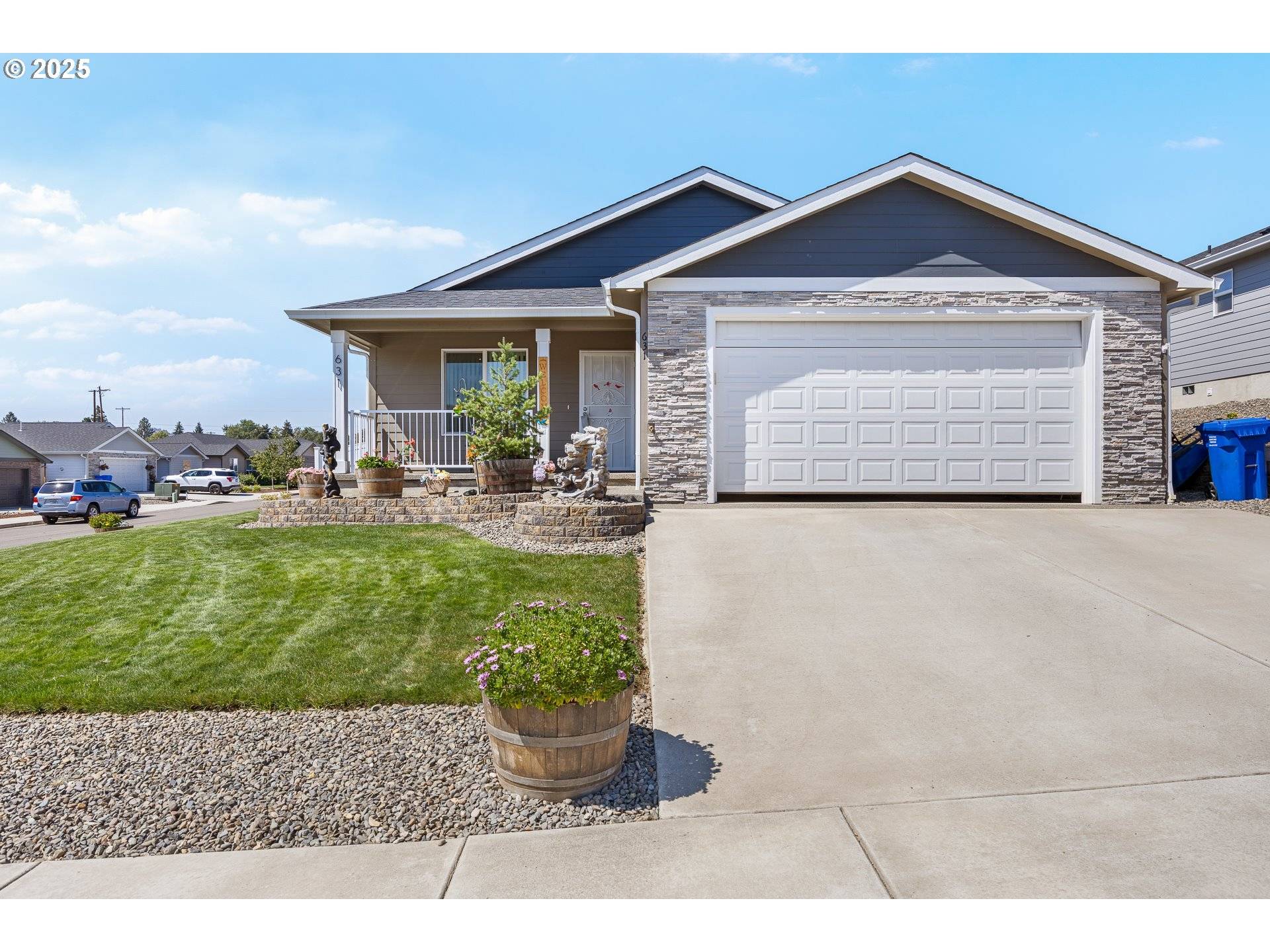 Winston, OR 97496,631 SE ROSE RIDGE DR