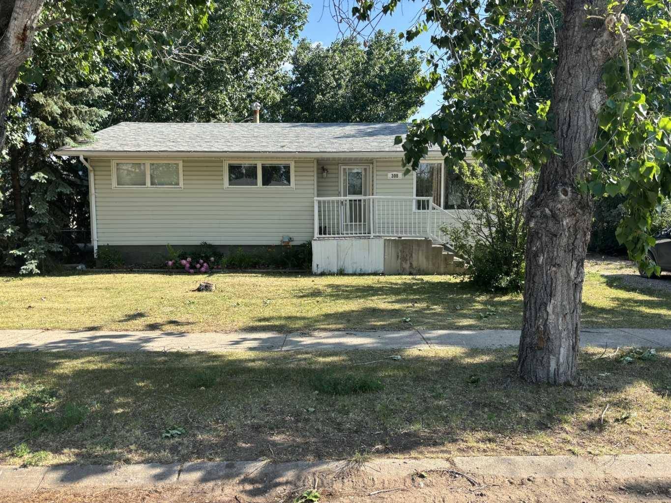 Youngstown, AB T0J 3P0,308 2 AVE