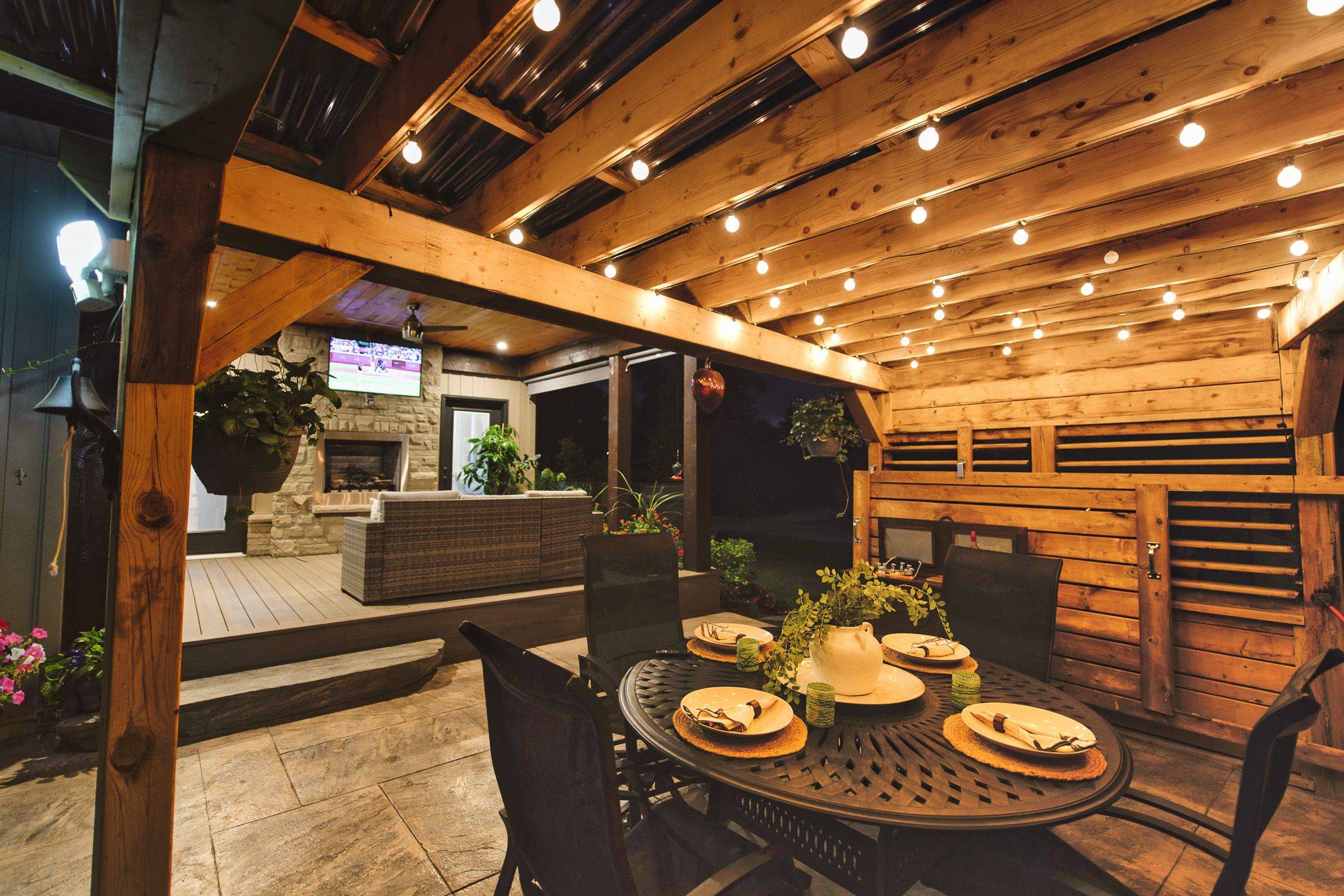 Wasaga Beach, ON L9Z 2X7,2165 Shore LN