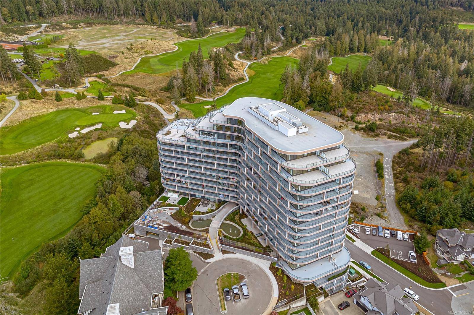 Langford, BC V9B 6R6,2000 Hannington Rd #915