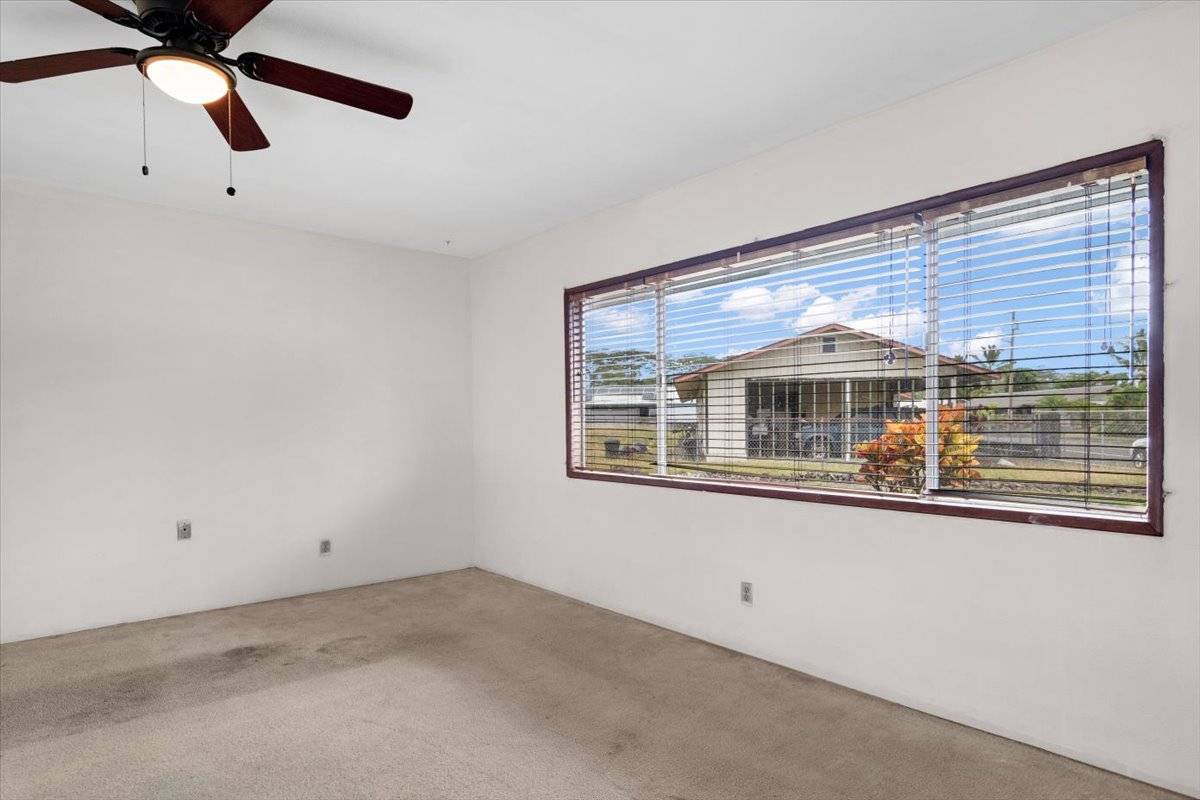 Hilo, HI 96720,534 KEONAONA ST