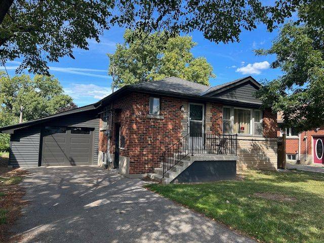 Hamilton, ON L8T 2A1,699 NINTH AVE