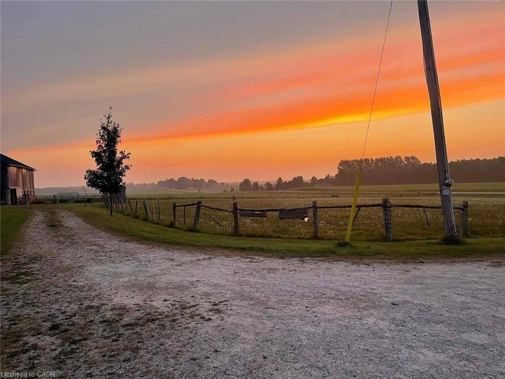 Morris Turnberry, ON N0G 1G0,86481 Clyde Line, R.R.#2 Line