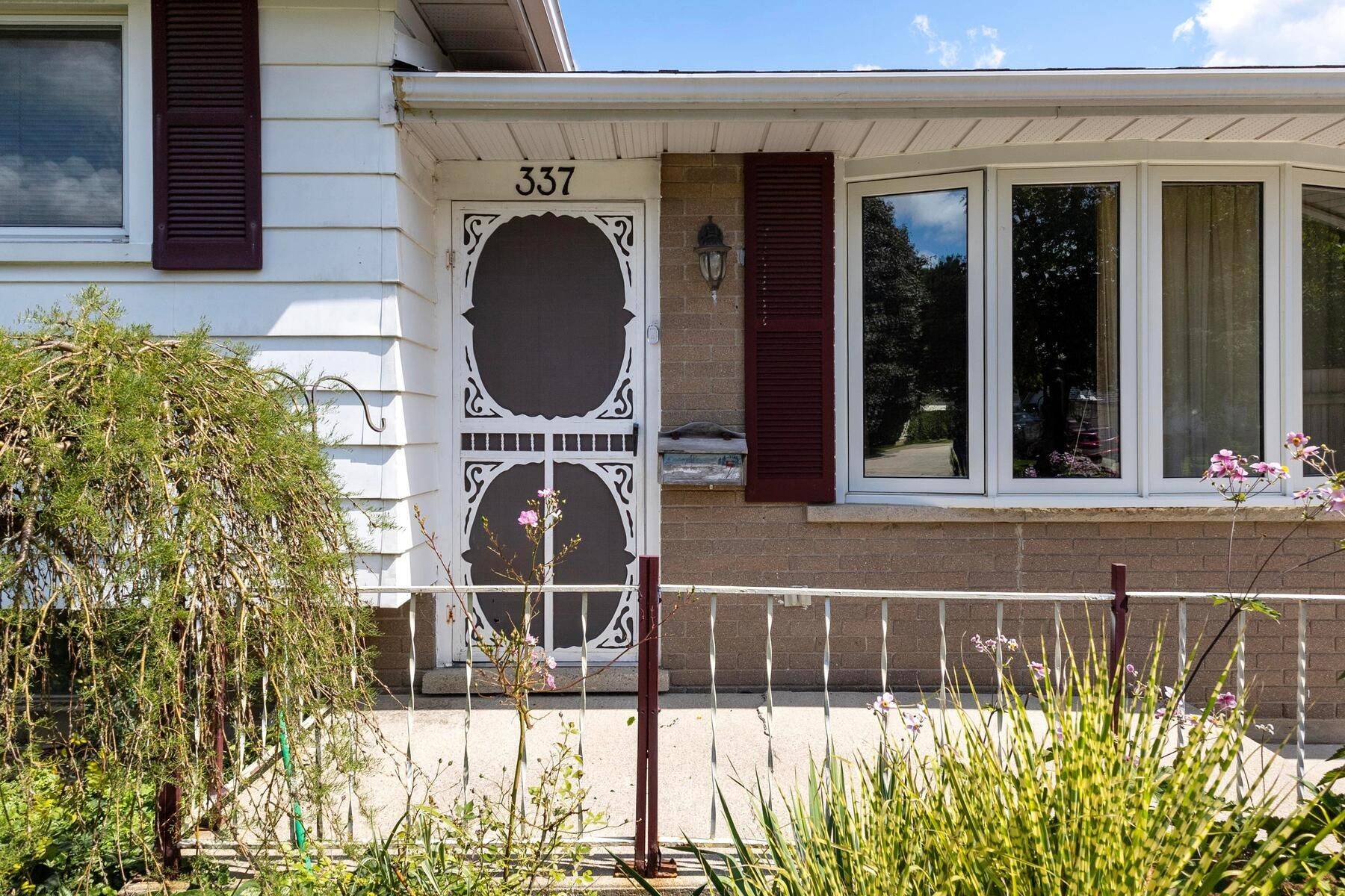 Stratford, ON N5A 3B8,337 Willow ST