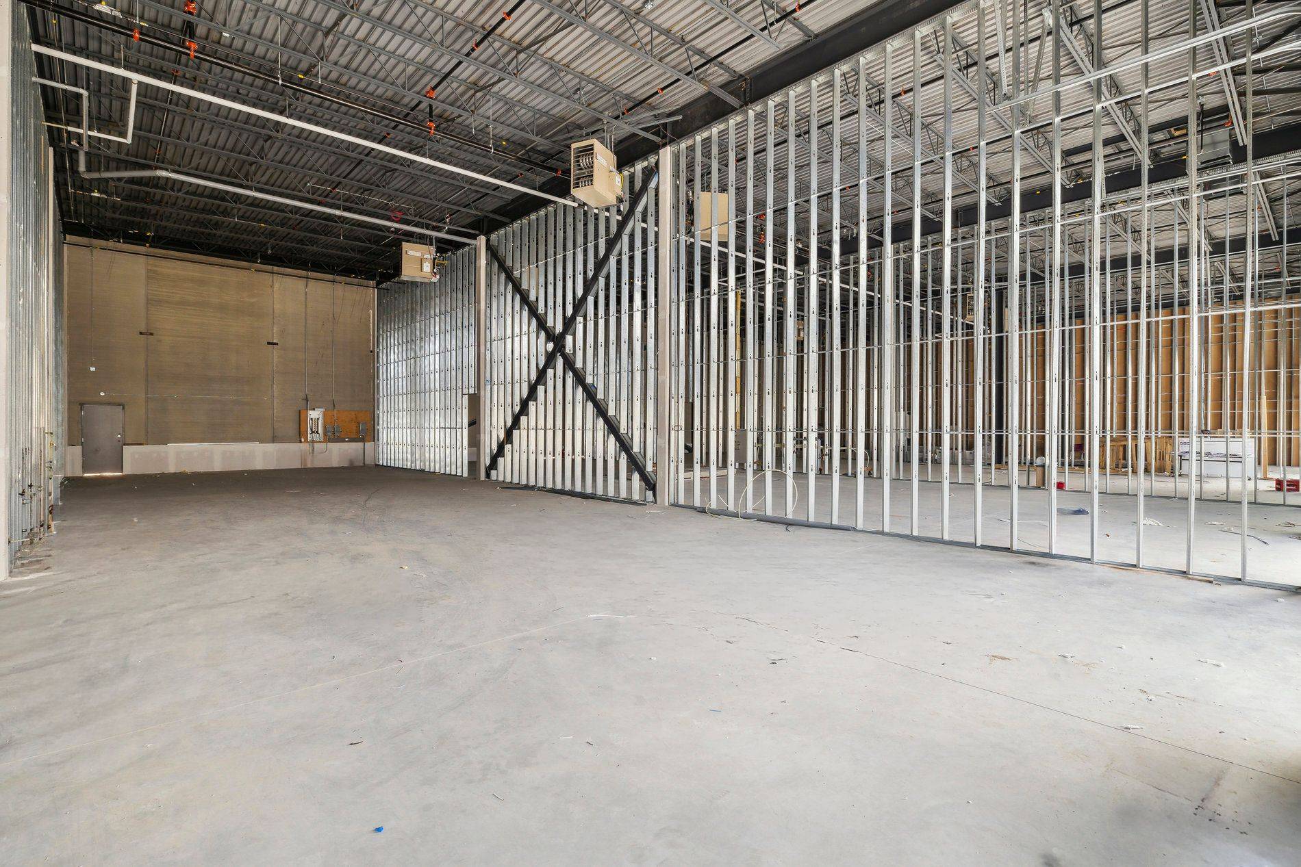 Hamilton, ON L8W 0A9,24 Ditton DR #6