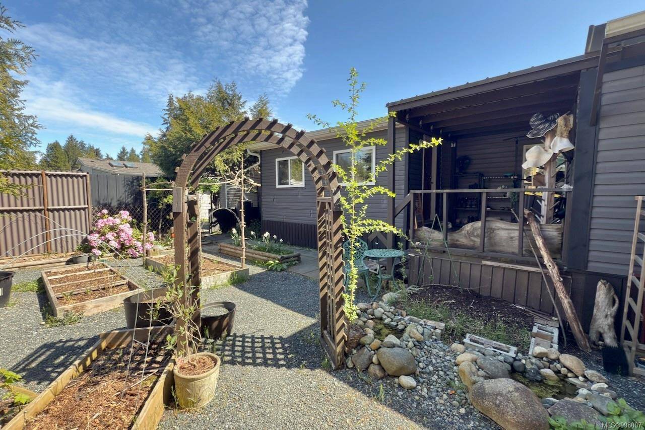 Errington, BC V0R 1V0,2130 Errington Rd #20