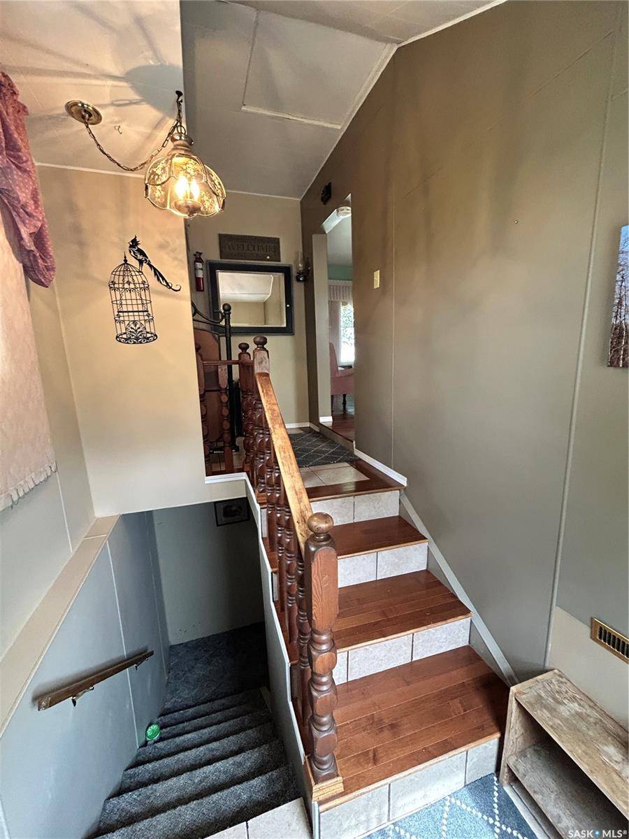 Spy Hill, SK S0A 3W0,601 2nd AVENUE