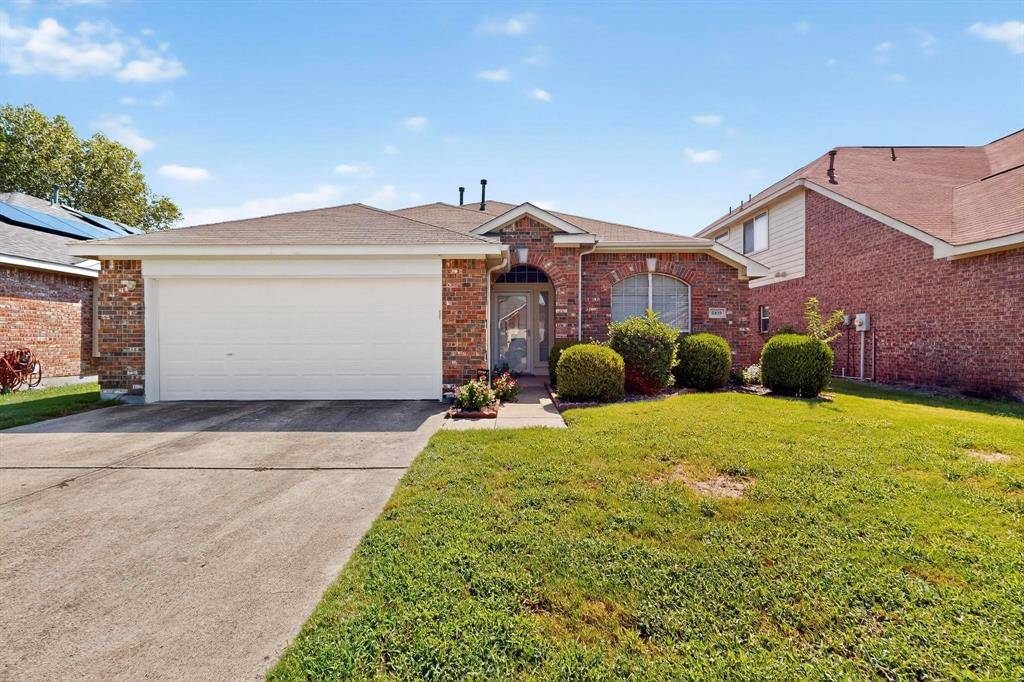 Arlington, TX 76002,6619 Fairglen Drive