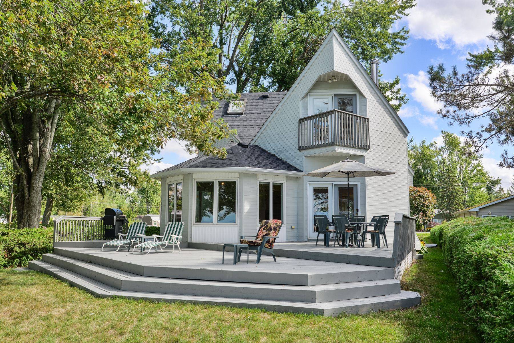 Ramara, ON L0K 1B0,100 Lake AVE