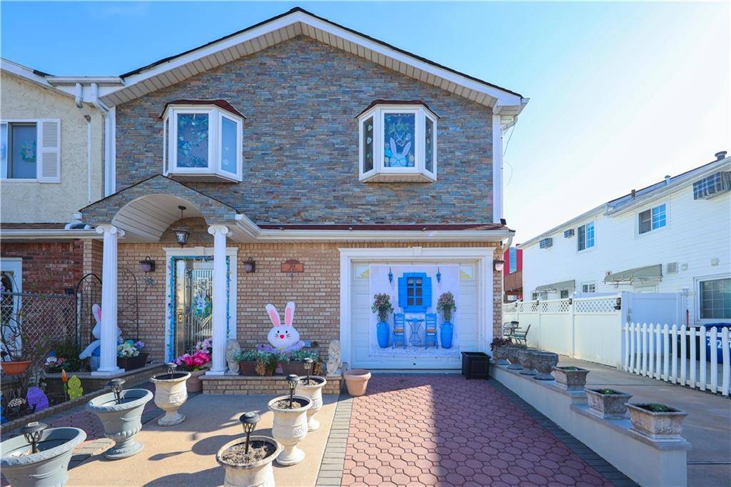 Staten  Island, NY 10314,268 Ada DR