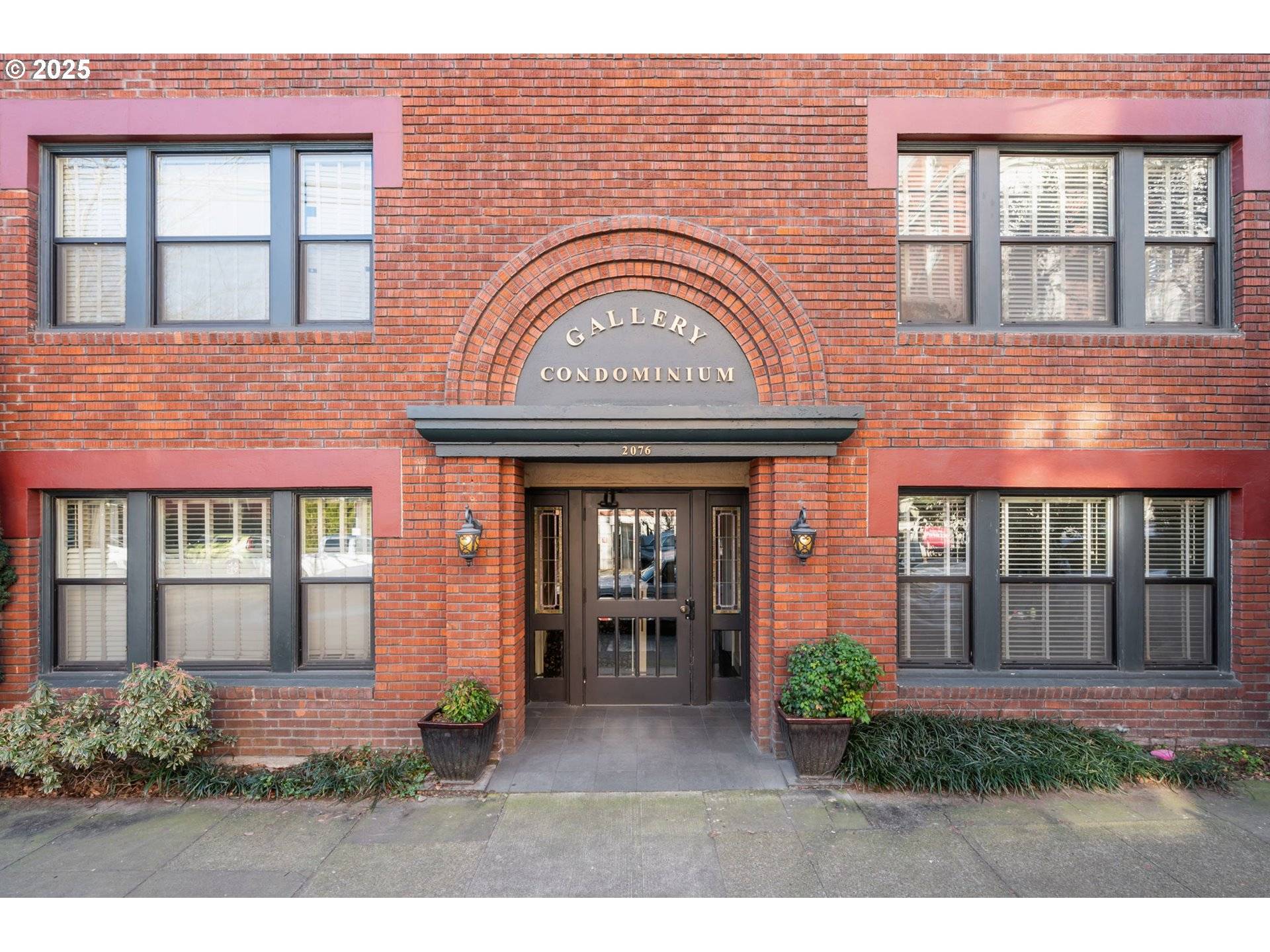 Portland, OR 97209,2076 NW JOHNSON ST #203