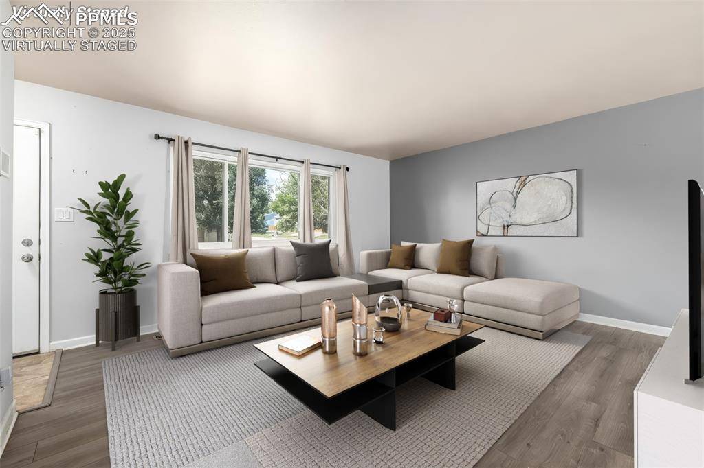 1945 Mineola ST, Colorado Springs, CO 80915