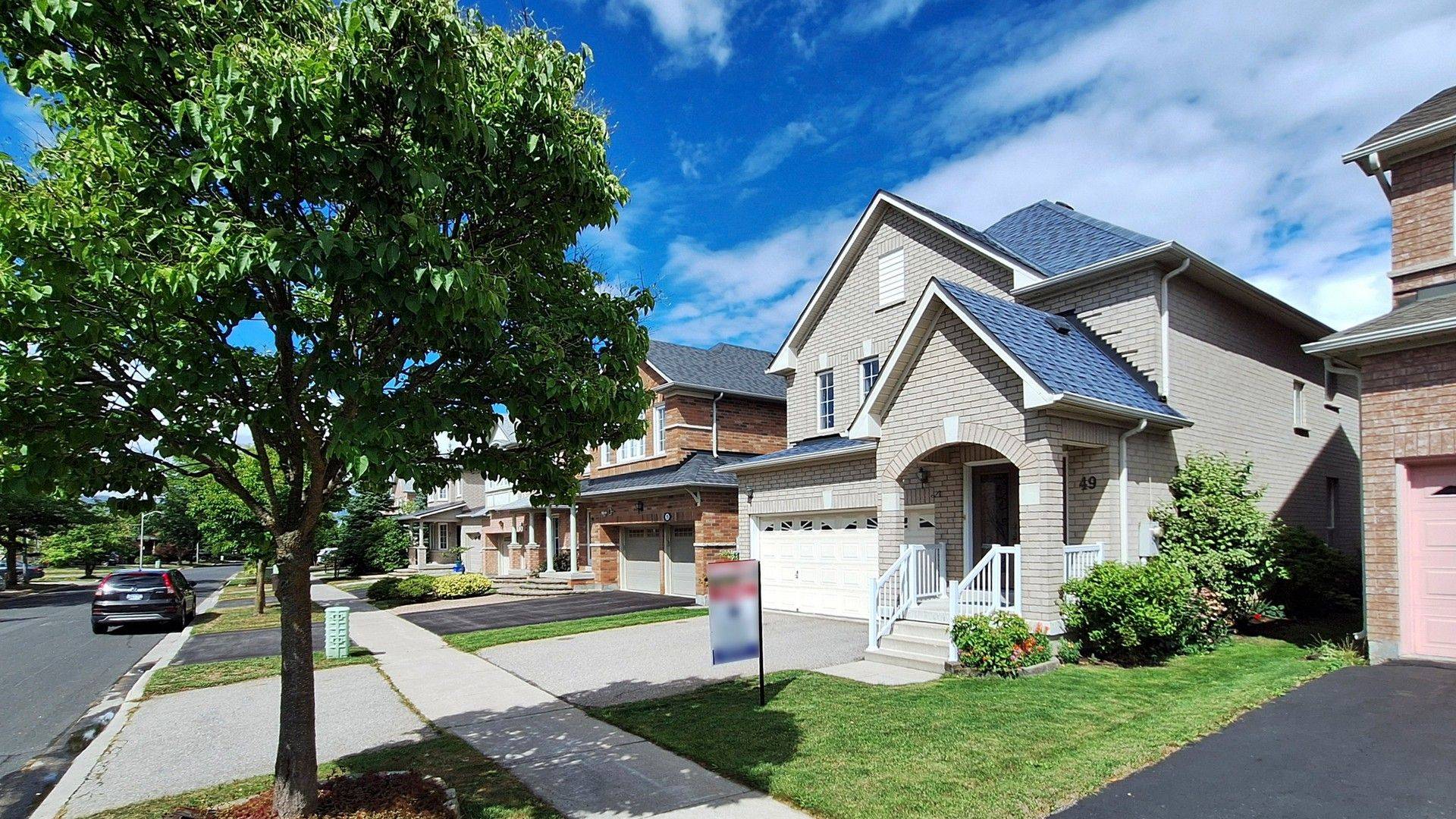 Markham, ON L3R 4X3,49 Rembrandt DR