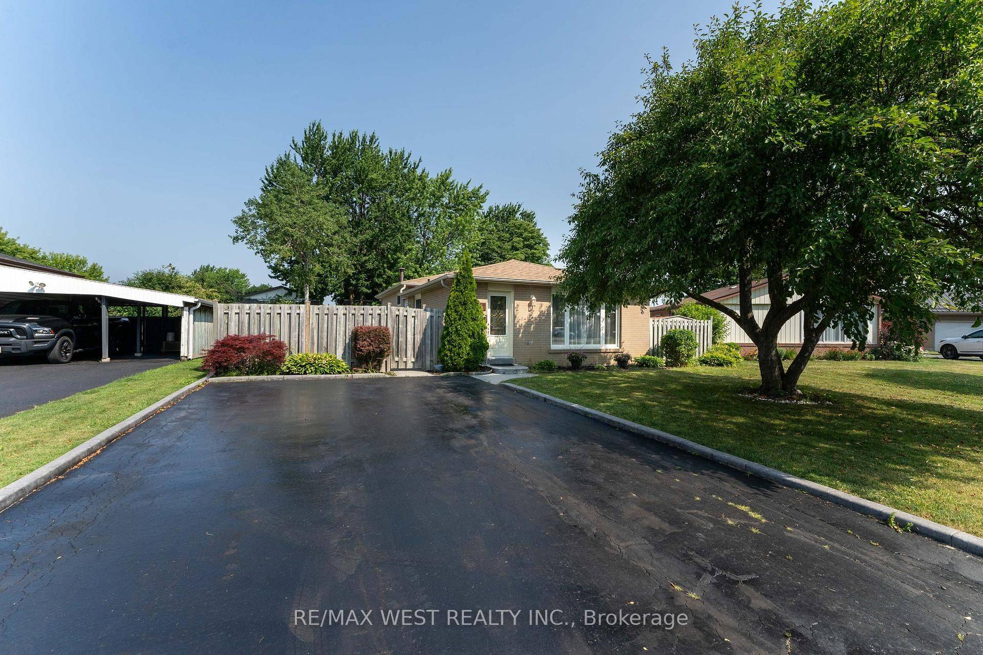 Brampton, ON L6T 3P8,44 Fidelia CRES