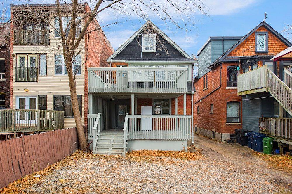 Toronto W01, ON M6K 2N4,46 Cowan AVE