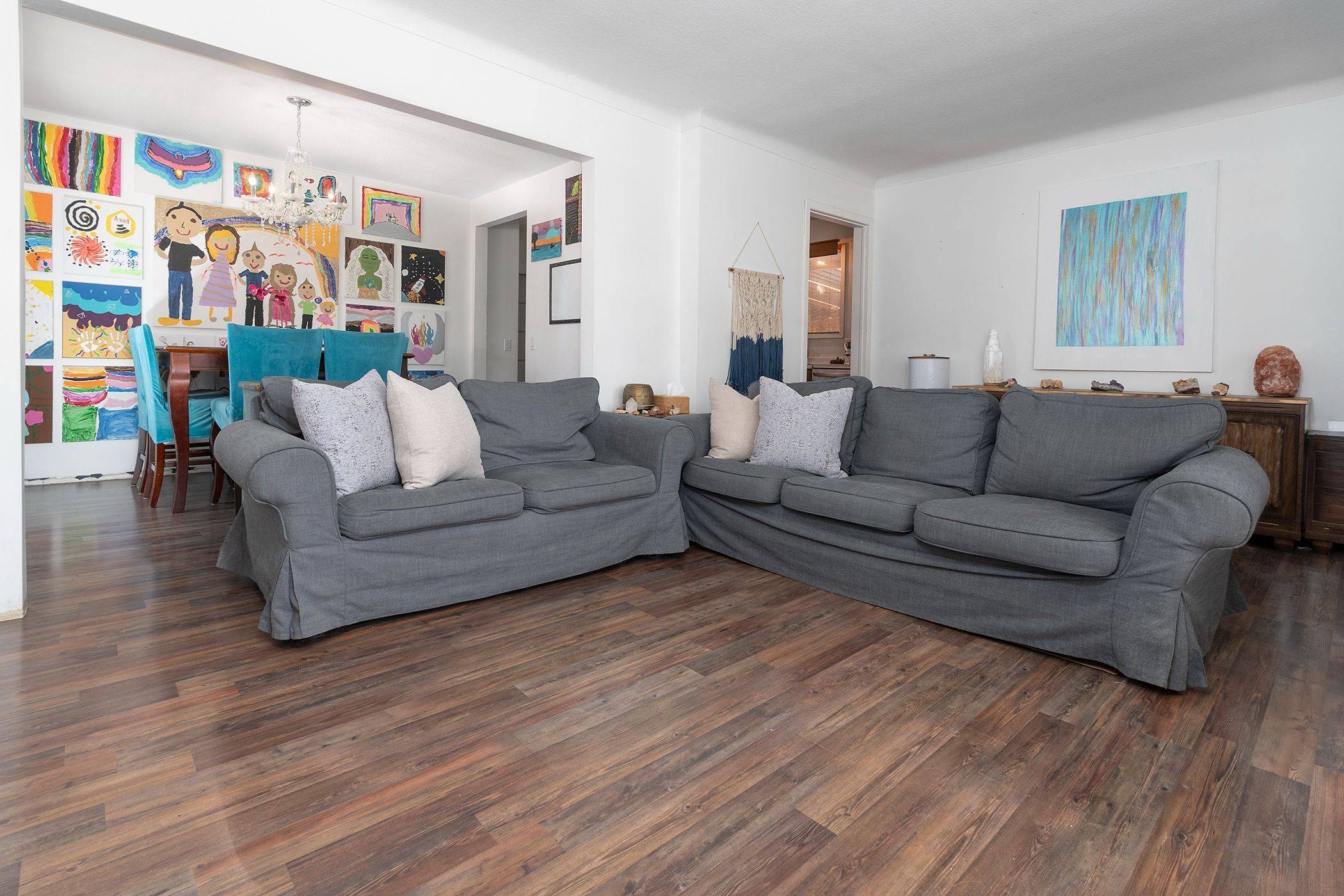 Welland, ON L3C 3B3,426 Clare AVE