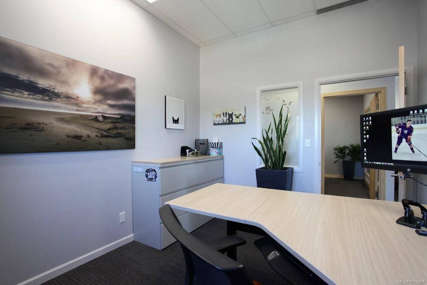 Victoria, BC V9A 7N6,174 Wilson St #210