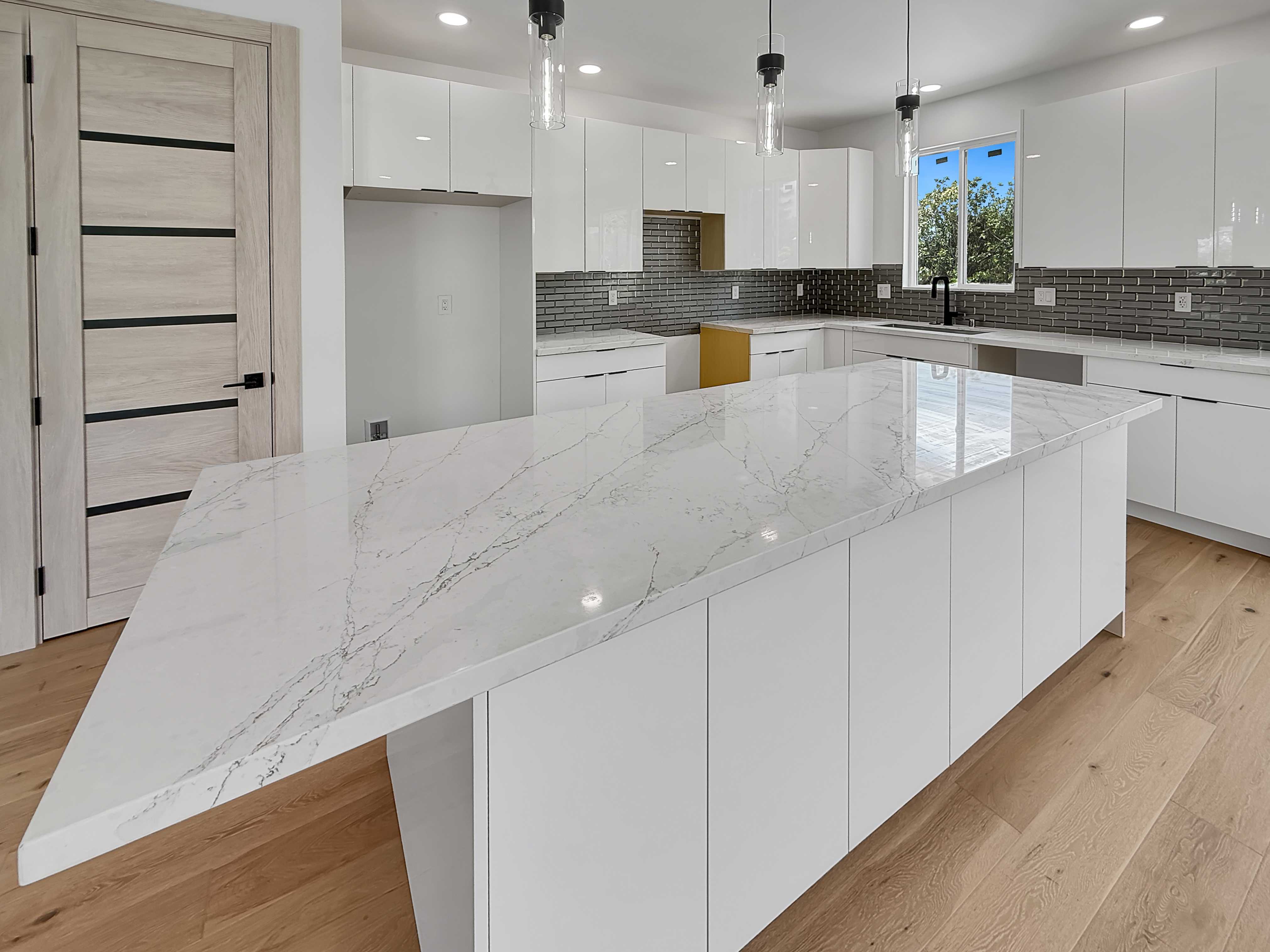 Naalehu, HI 96772,94-179 WAKEA AVE