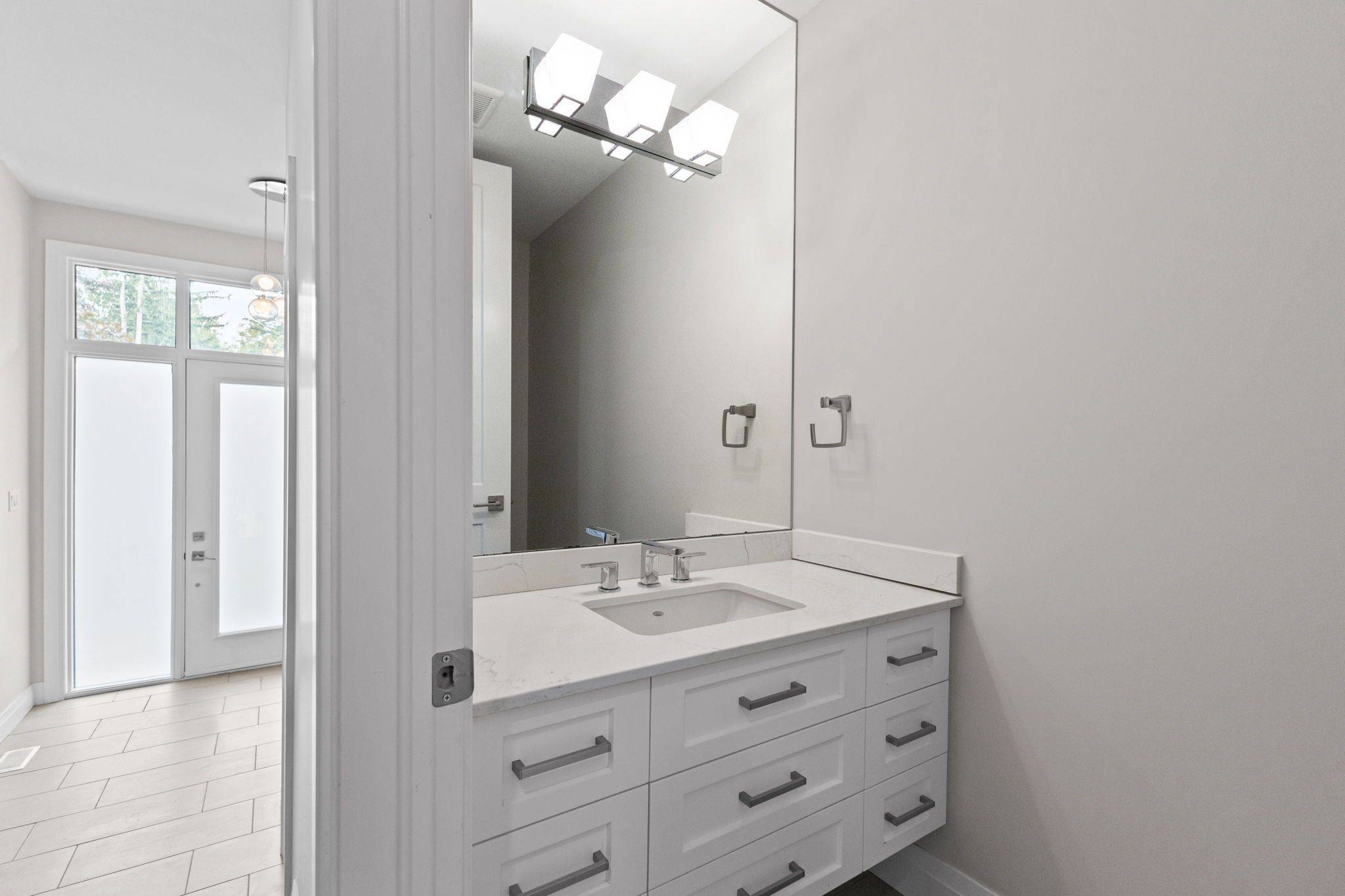 Westboro - Hampton Park, ON K1Z 5V6,463 Dawson AVE