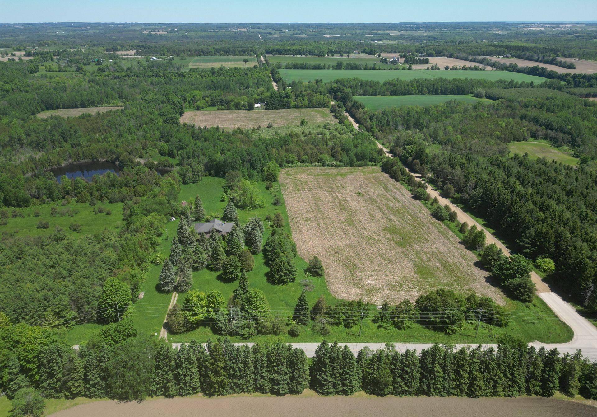 Caledon, ON L7K 1L5,19455 Shaws Creek RD