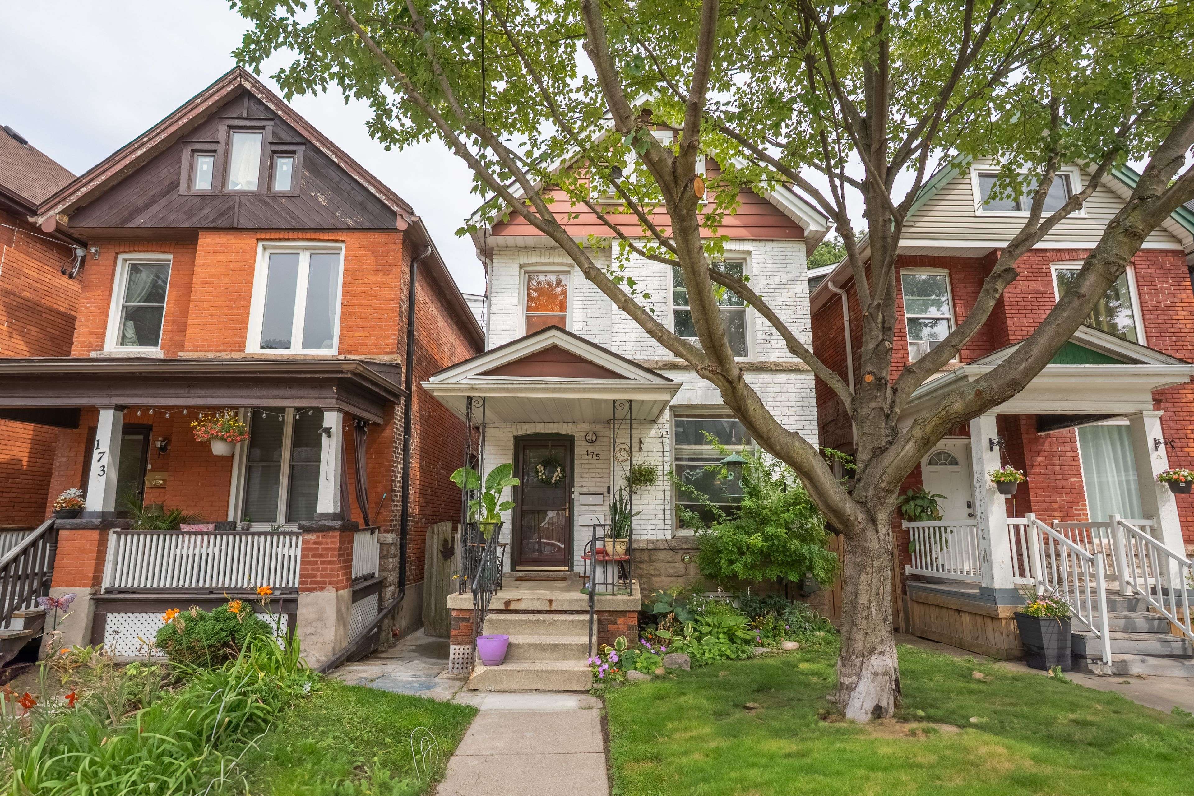 Hamilton, ON L8M 2J7,175 Burris ST