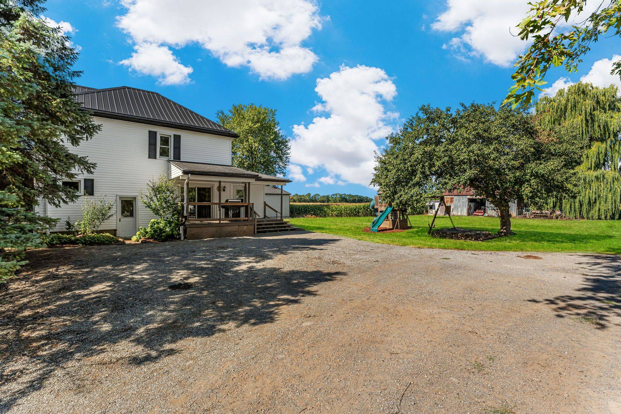 Haldimand, ON N1A 2W2,398 Diltz RD