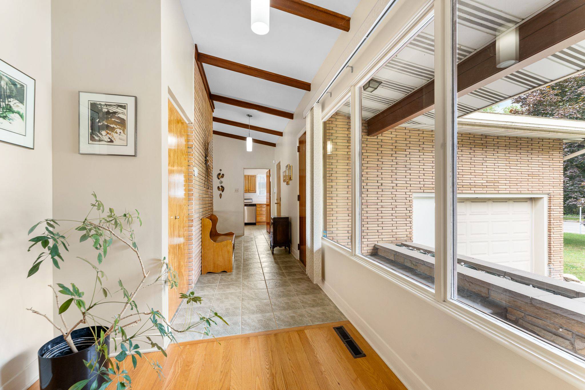 Dows Lake - Civic Hospital And Area, ON K1Y 3V2,116 Sherwood DR