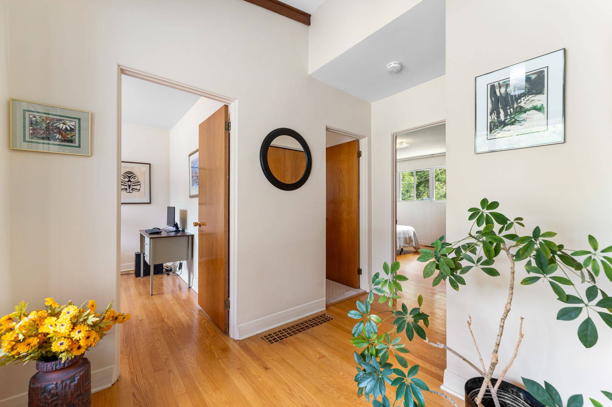 Dows Lake - Civic Hospital And Area, ON K1Y 3V2,116 Sherwood DR