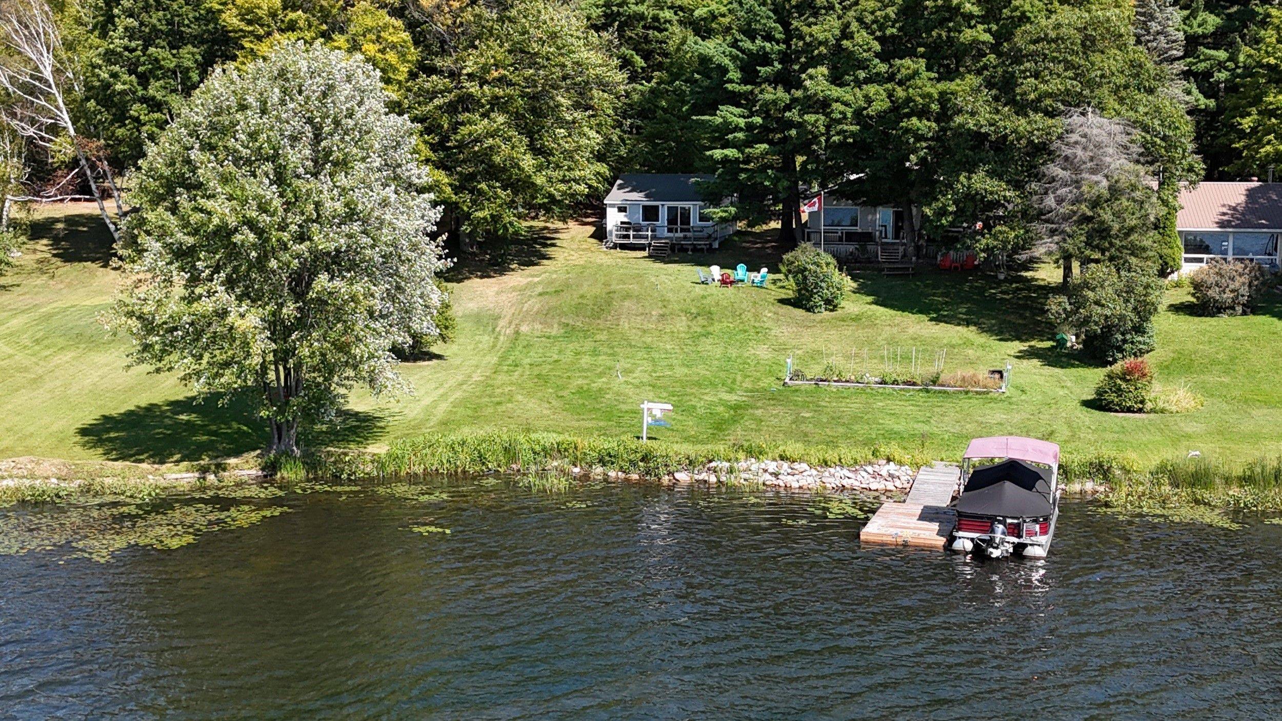 Mcnab/braeside, ON K0A 3L0,8A Barron LN