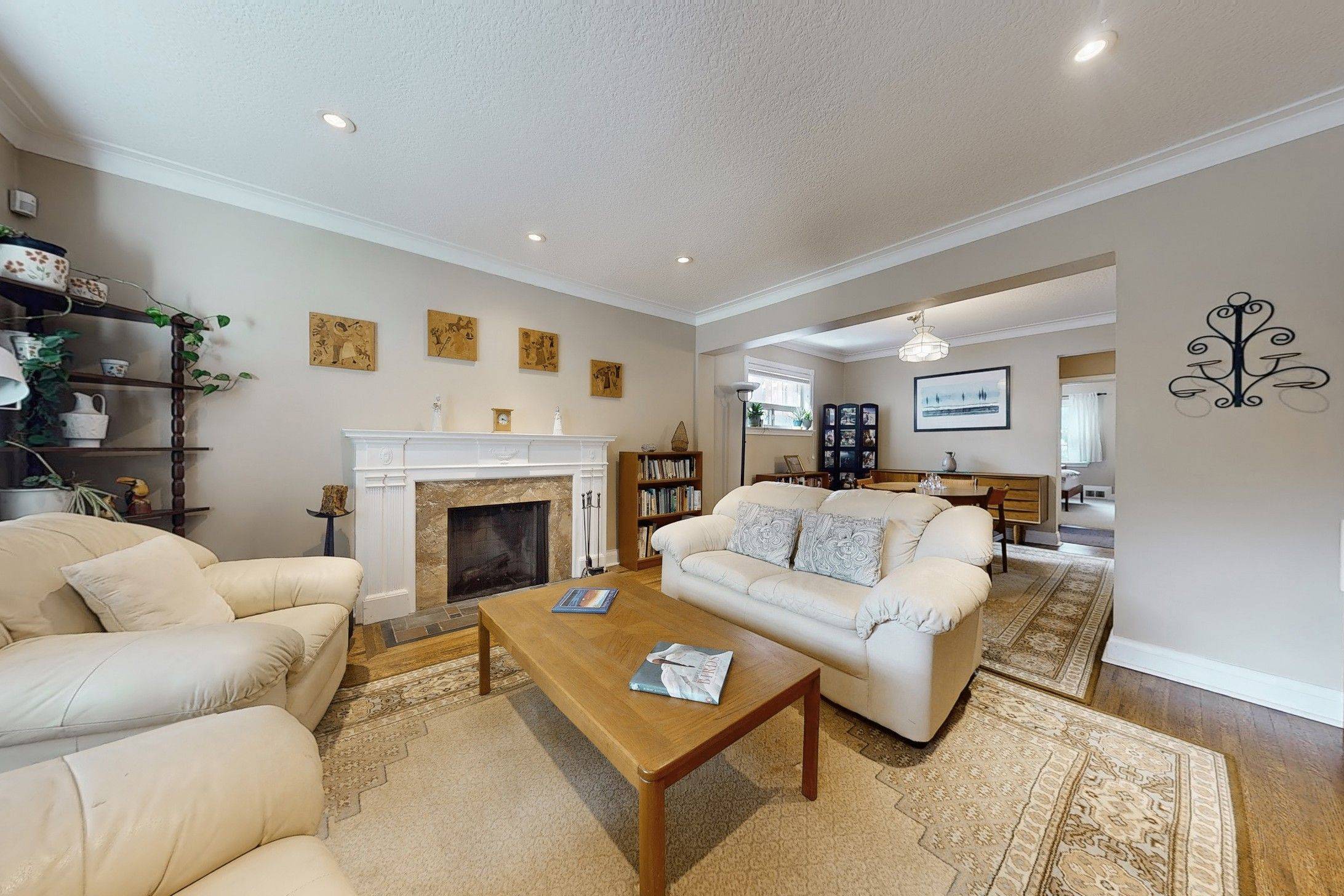 Toronto C04, ON M5M 2V7,242 Joicey BLVD