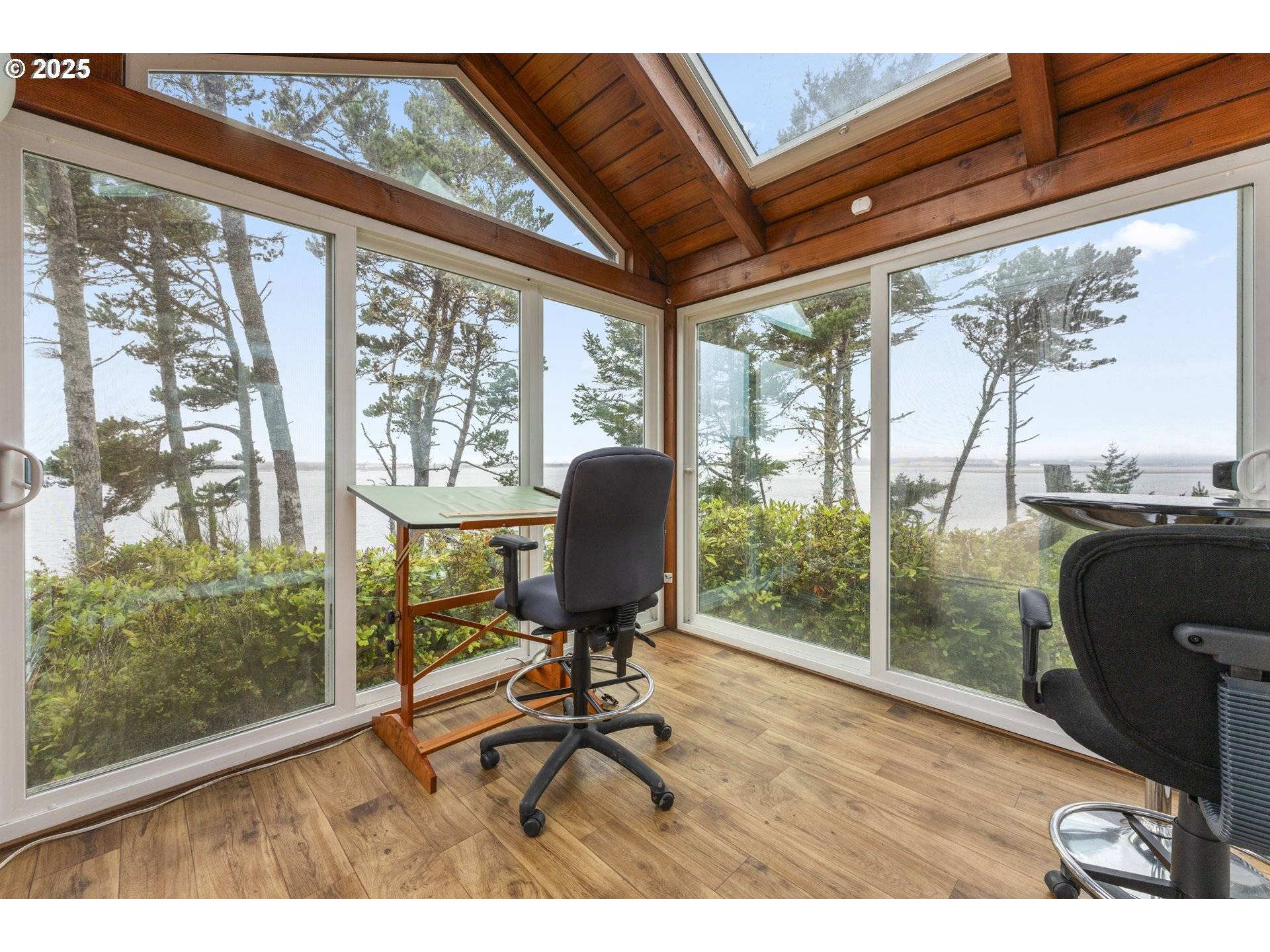 Coos Bay, OR 97420,620 JOHN AVE