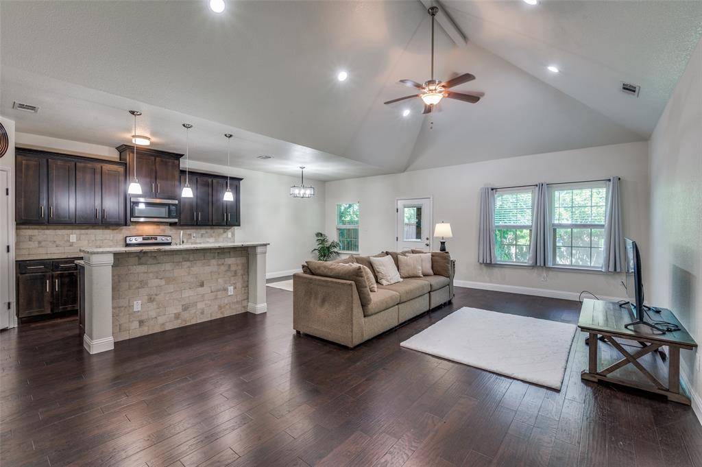 Fort Worth, TX 76110,3032 James Avenue