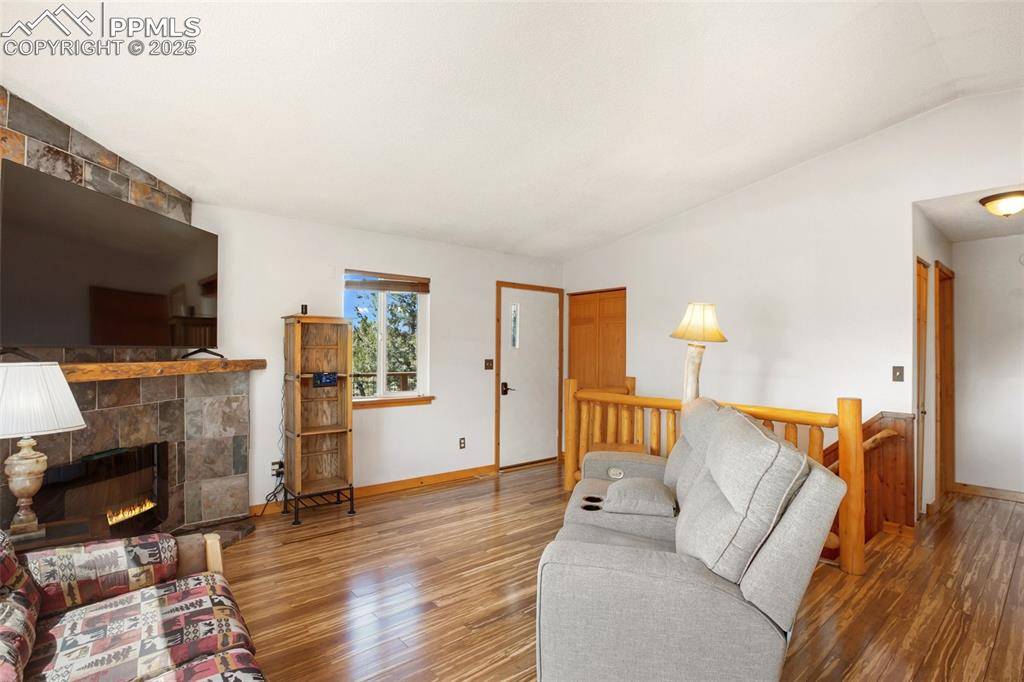 1019 Pine Ridge RD, Woodland Park, CO 80863